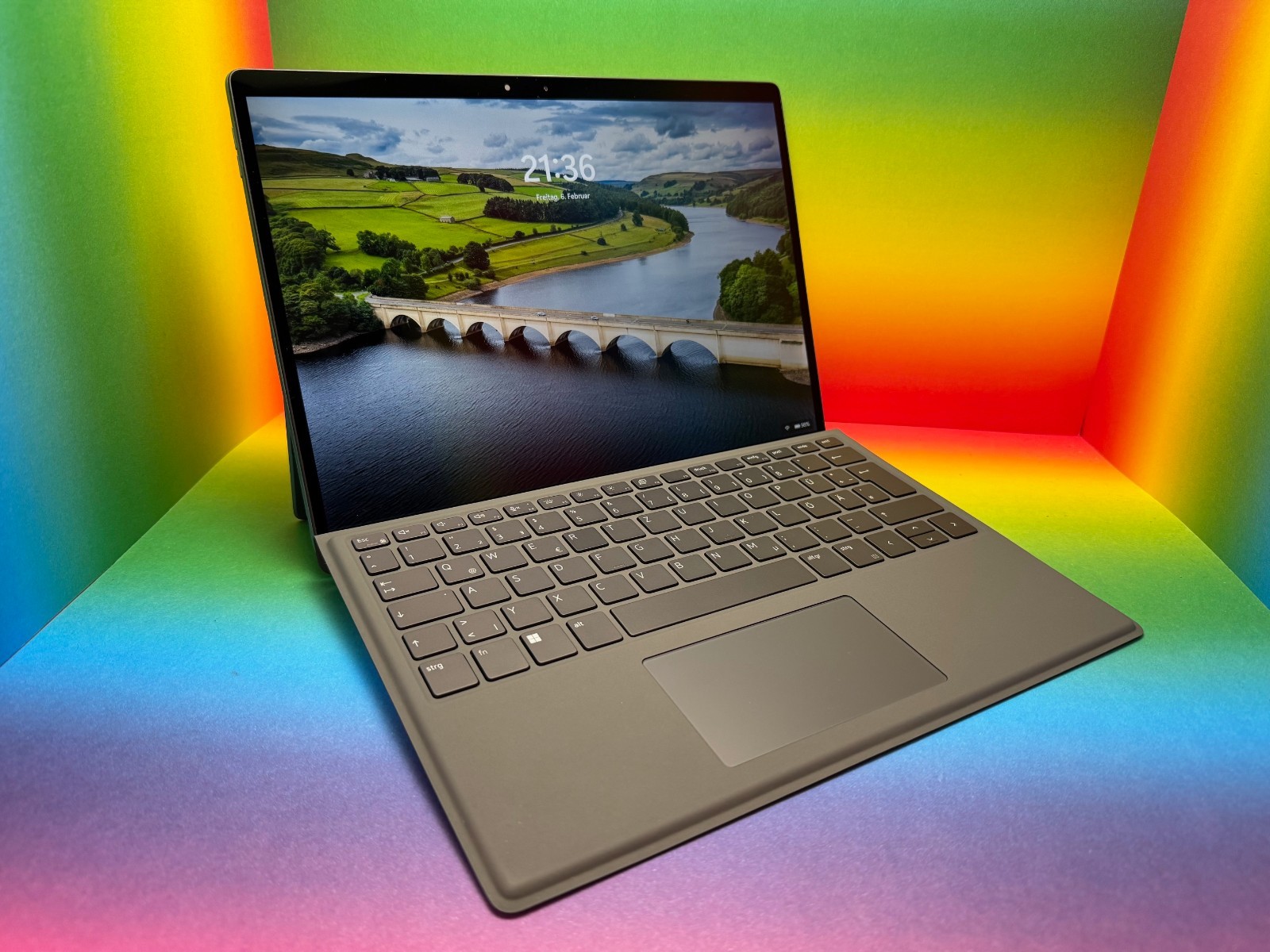 Dell Latitude 7320 2-in-1 LTE eSIM i5-1140G7 8GB 256GB 13″ DE Win11Pro FID ST