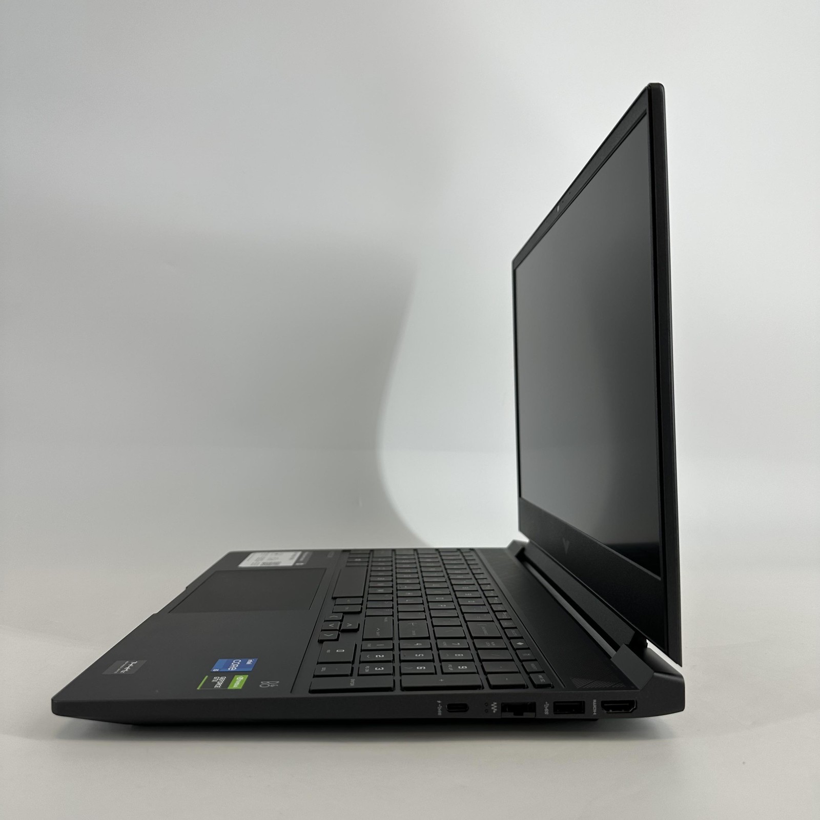 HP Victus 15.6 144Hz FHD 2.0 GHz i5-12450H 16GB 1TB SSD GTX 1650 Excellent