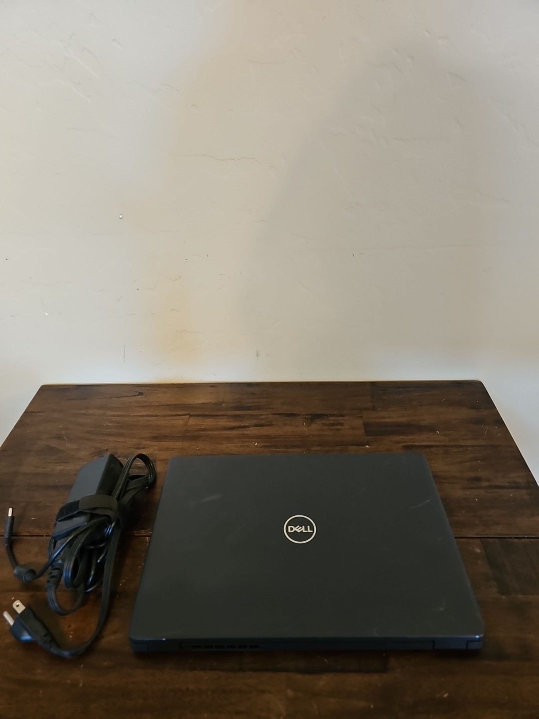 Dell Latitude 3410 14″ (i5-10210u 1.60GHz – 16GB RAM – 256GB SSD – Win11 Pro)