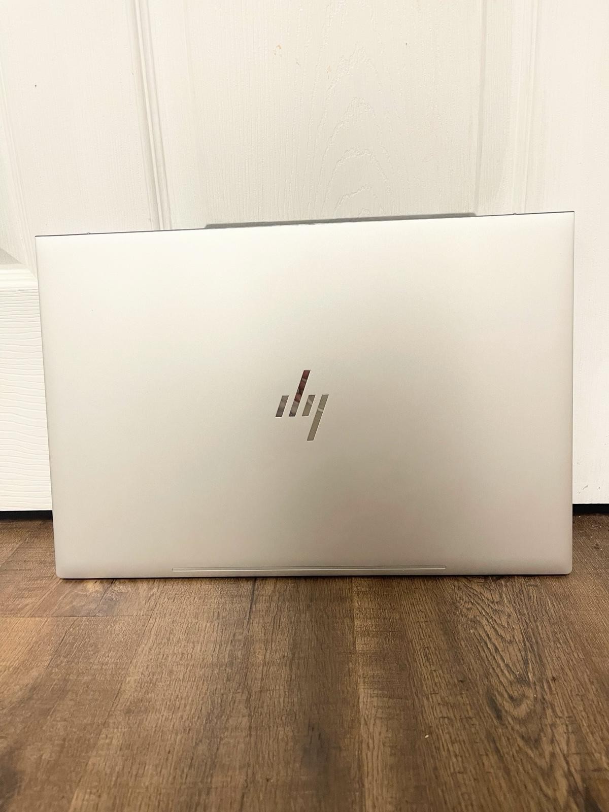 HP Envy 17T, 17.3″ FHD TCH, i7-8550U Quad, 512GB,16GB,W10Pro, NVIDIA MX150 4GB