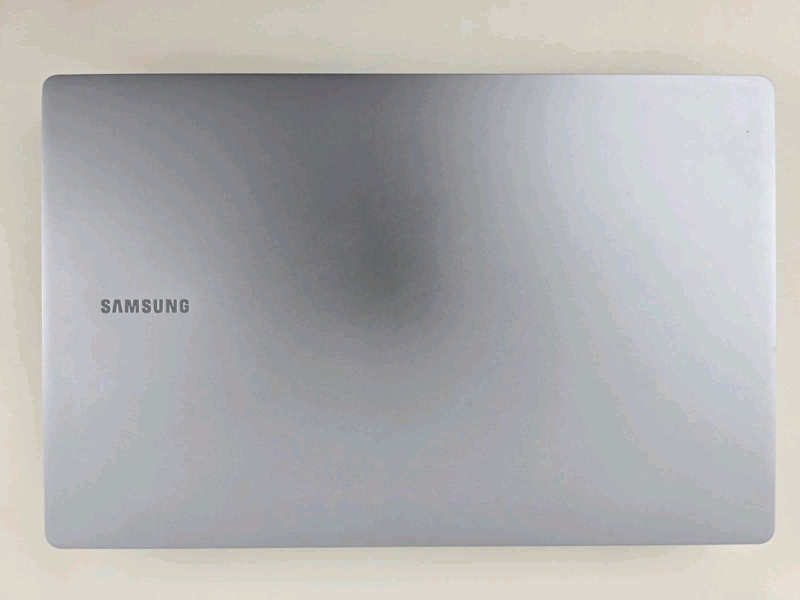 Samsung Galaxy Book4 Edge 15.6″ FHD Laptop Snapdragon X Plus 16GB RAM 512GB SSD