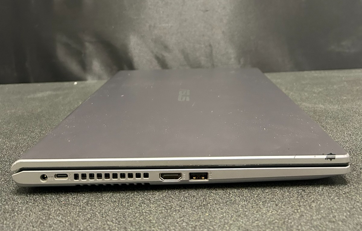 Asus Notebook PC R565E 128GB 4GB RAM Windows 11 Home Intel Core i3-1115G4