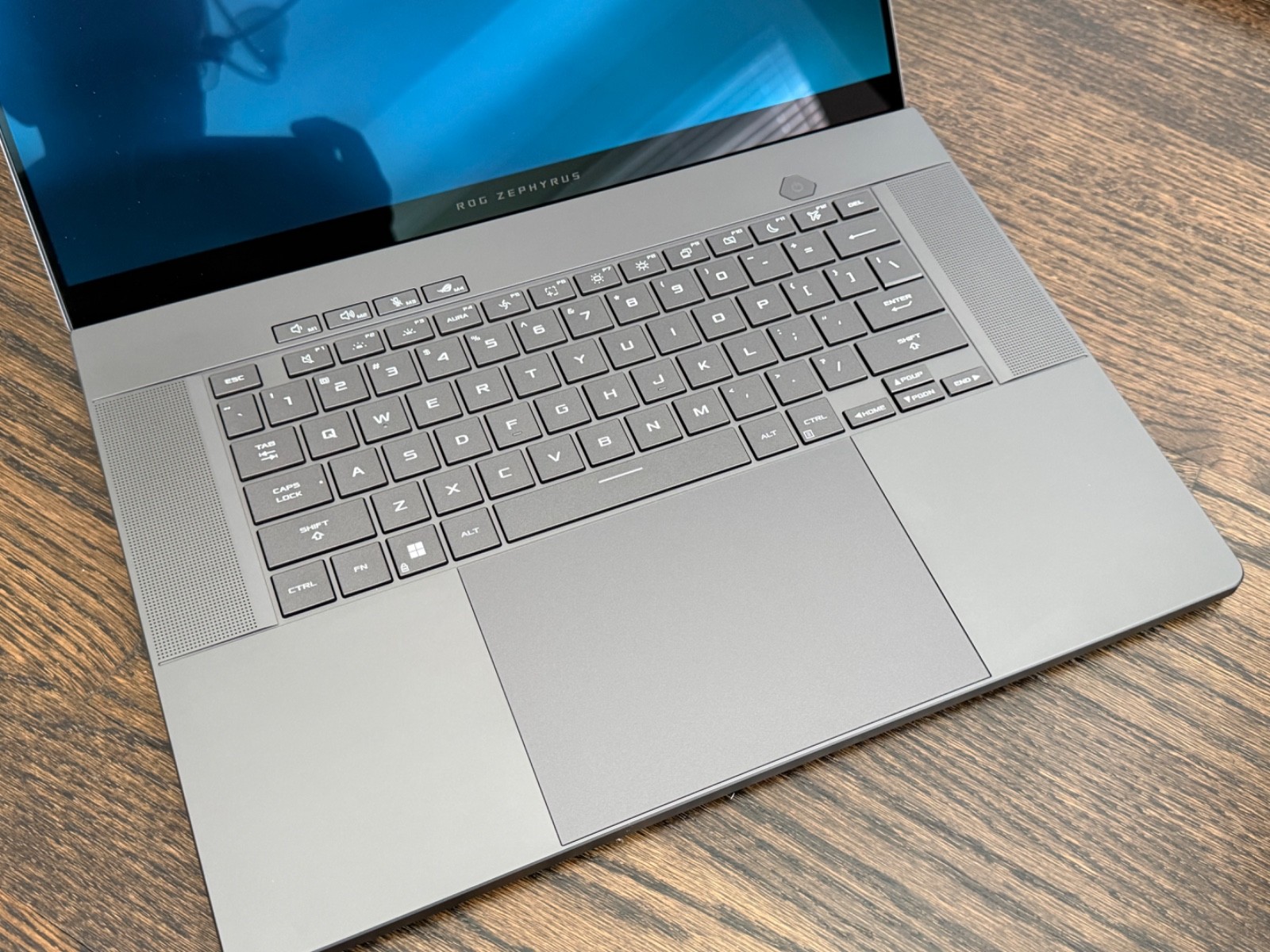 ASUS ROG Zephyrus G16 GU605MY 16″ Core Ultra 9 185H 32GB RAM 2TB SSD RTX 4090