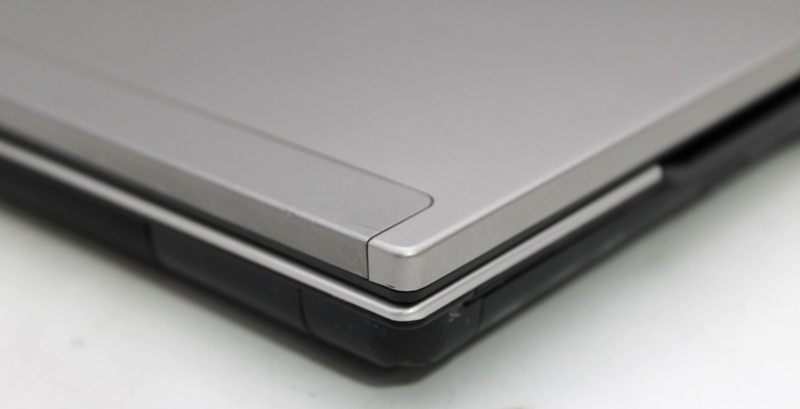 HP EliteBook 6930p 2Duo-P8600@2.4GHz 3GB DDR2 NO STORAGE OR OS *PARTS/REPAIR*