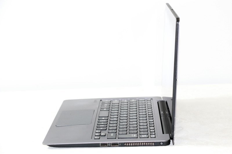 Sony VAIO VJZ13BA11N CI3 (6157U)-2.4GHZ 8GB SSD 128GB Tablet PC Used JP