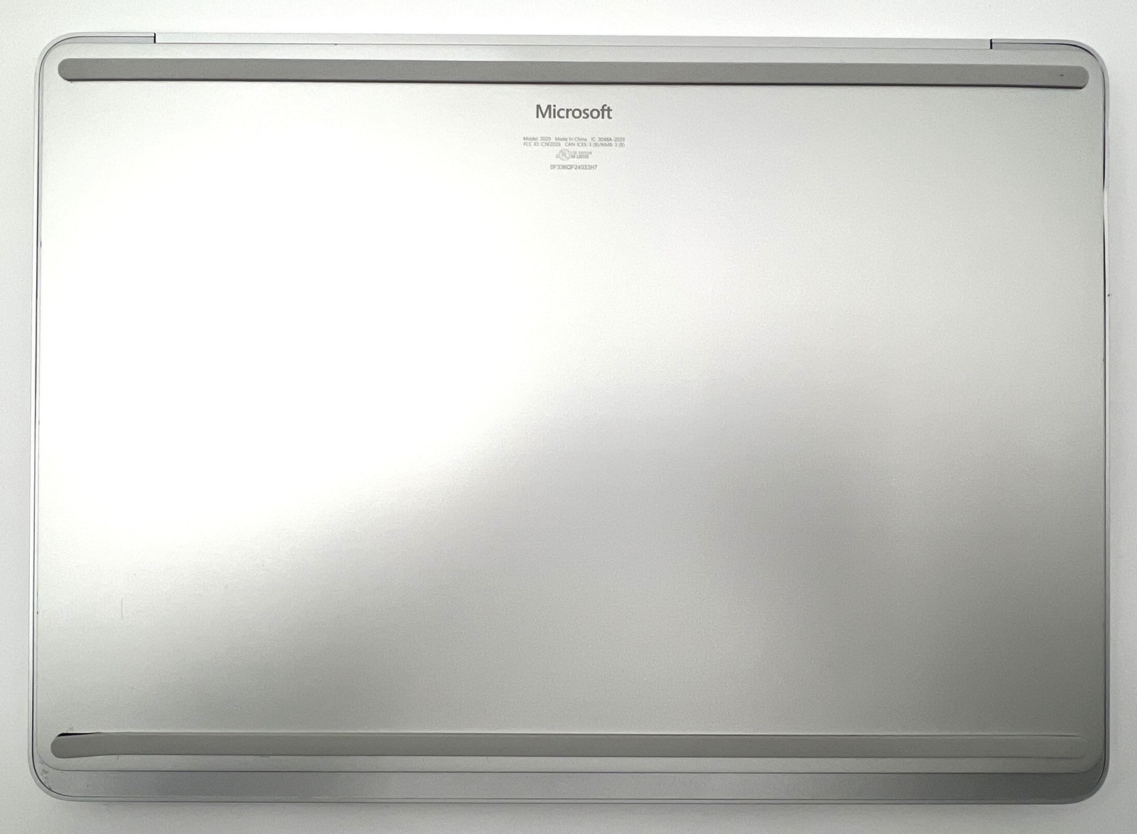 Surface Laptop Studio 2 – i7 – 16GB – RTX 4050 – 512GB SSD – Platinum