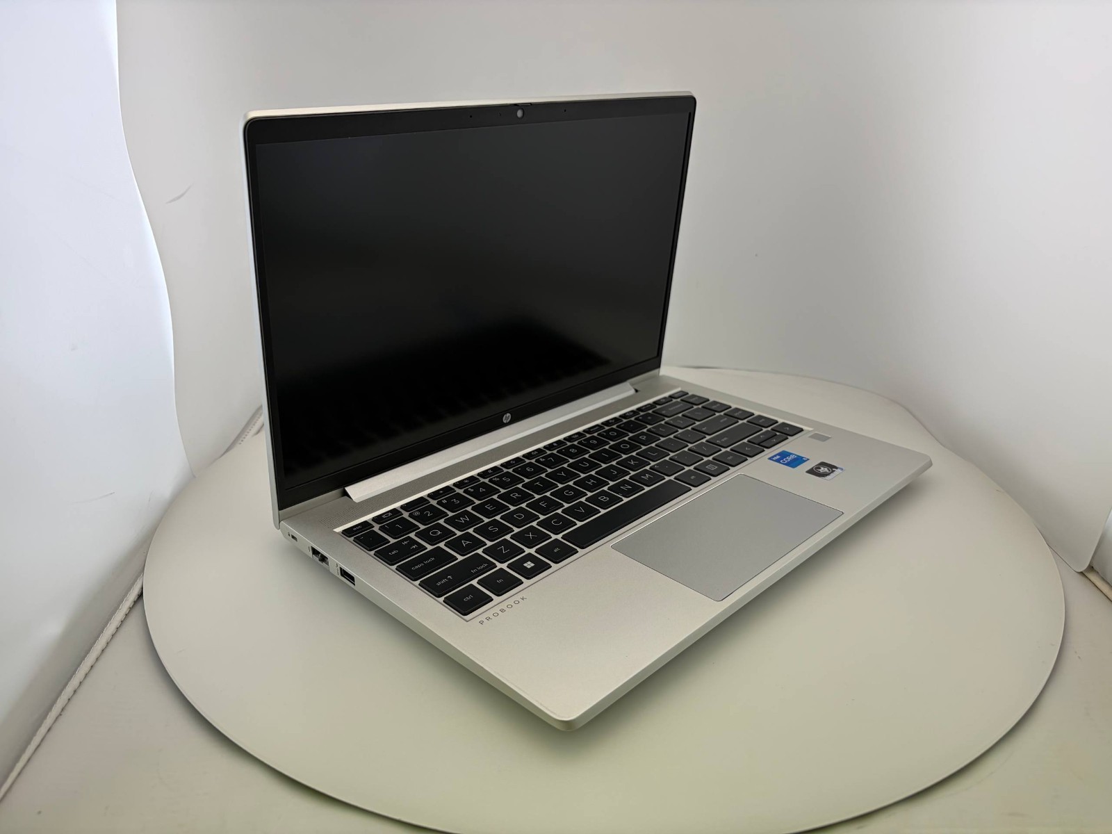 HP ProBook 440 G9 14″ i5-1235U@1.3GHz, 16GB RAM, 256GB NVME SSD, WIN 11 Pro