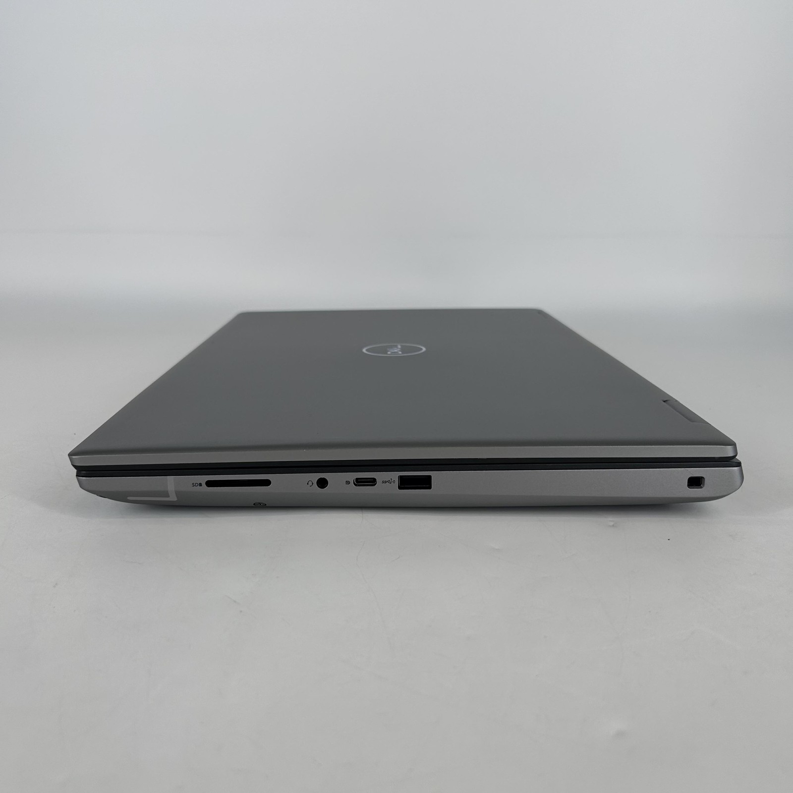 Dell Precision 7770 17.3 FHD 2.3 GHz i9-12950HX 32GB 512GB RTX A5500 LCD BLEED