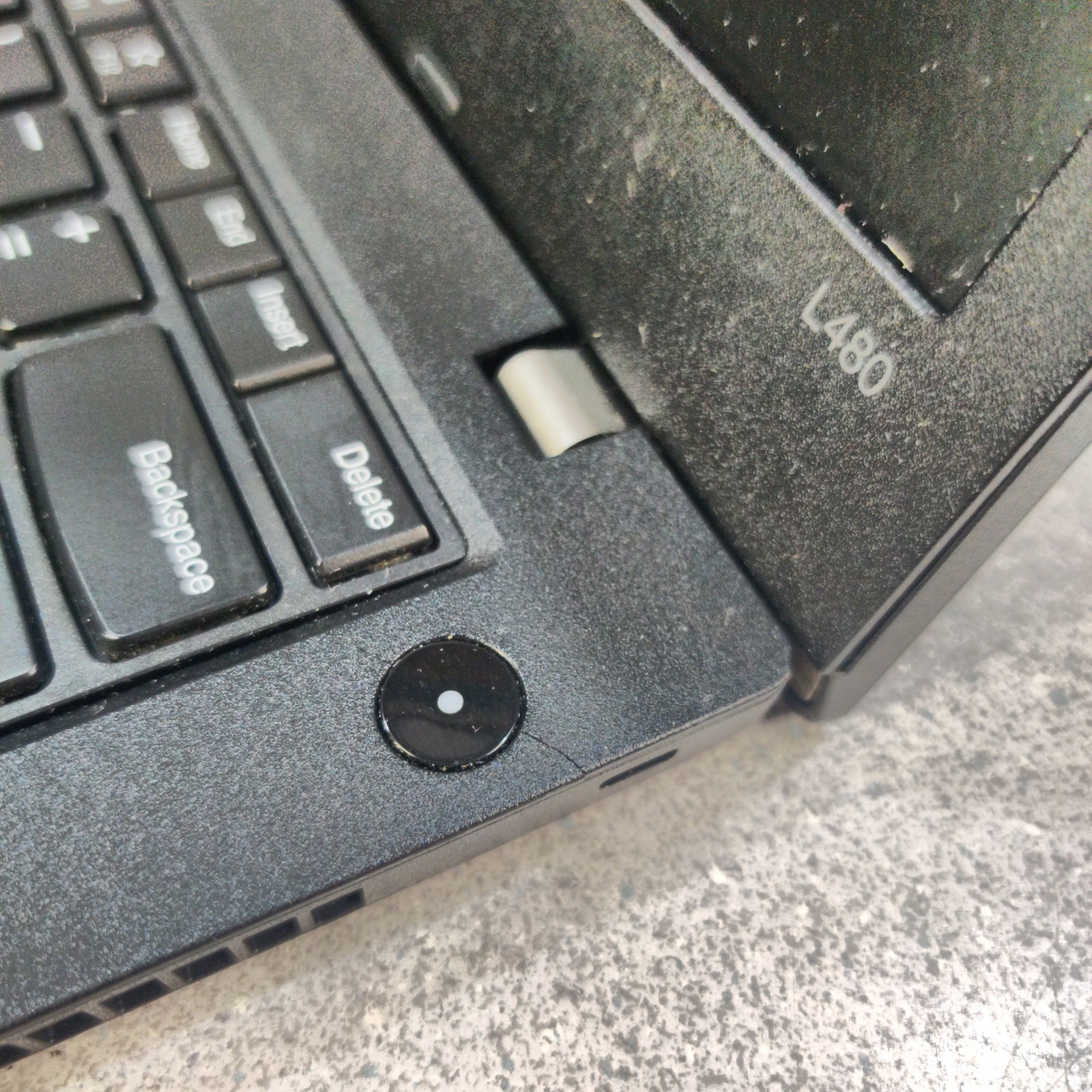 FOR PARTS Lenovo ThinkPad L480 Core i5-8350U 1.7GHz 8GB RAM NO SSD/OS/AC Read***