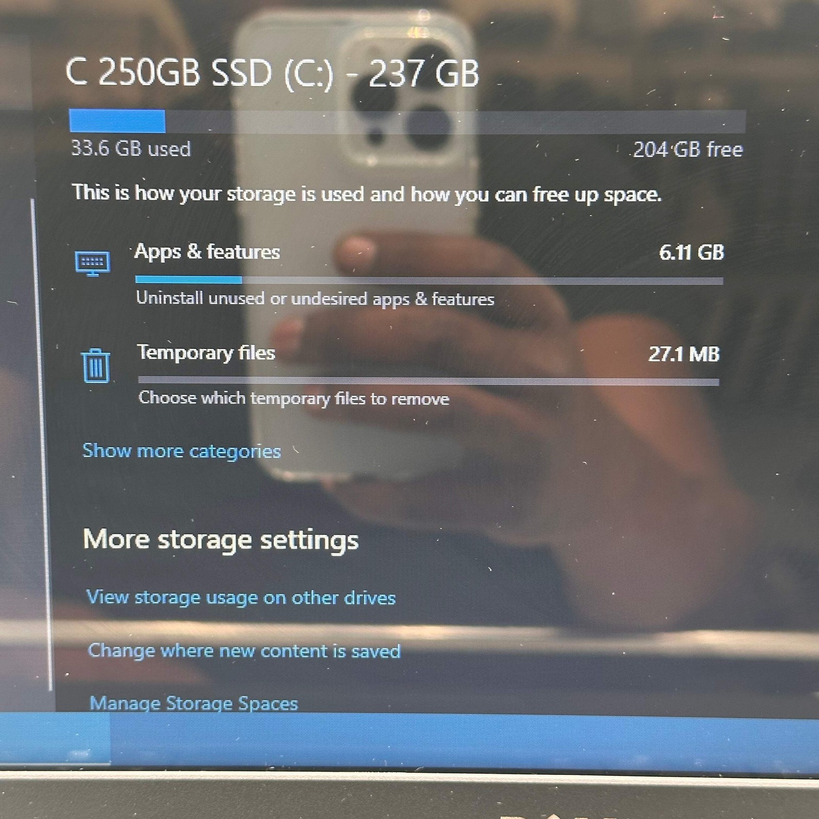 Dell Inspiron 15 i3-7100U 14.5-inch 6GB RAM 256GB SSD Laptop