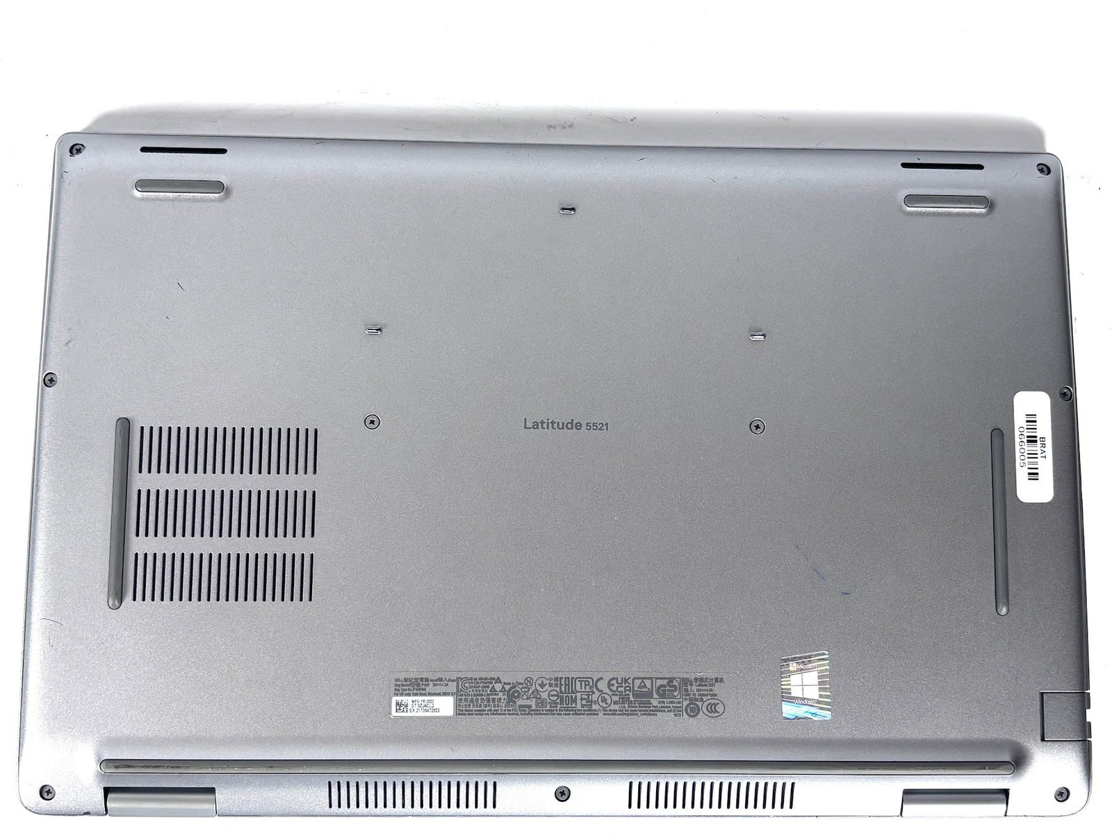 Dell Latitude 5521 – 15.6″ FHD, 2.9GHz i5, 16GB RAM, 256GB SSD, Windows 11 Pro