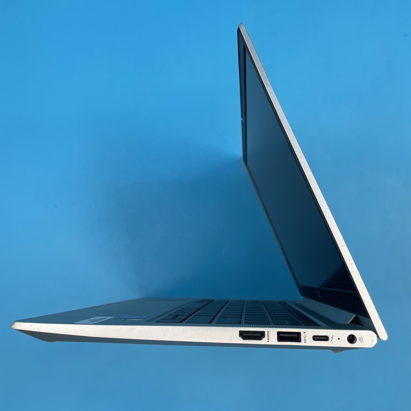 HP ProBook 630 G8 | i5-1145G7 | 16GB RAM | 512GB SSD | WIN 11 PRO | 74% BATT