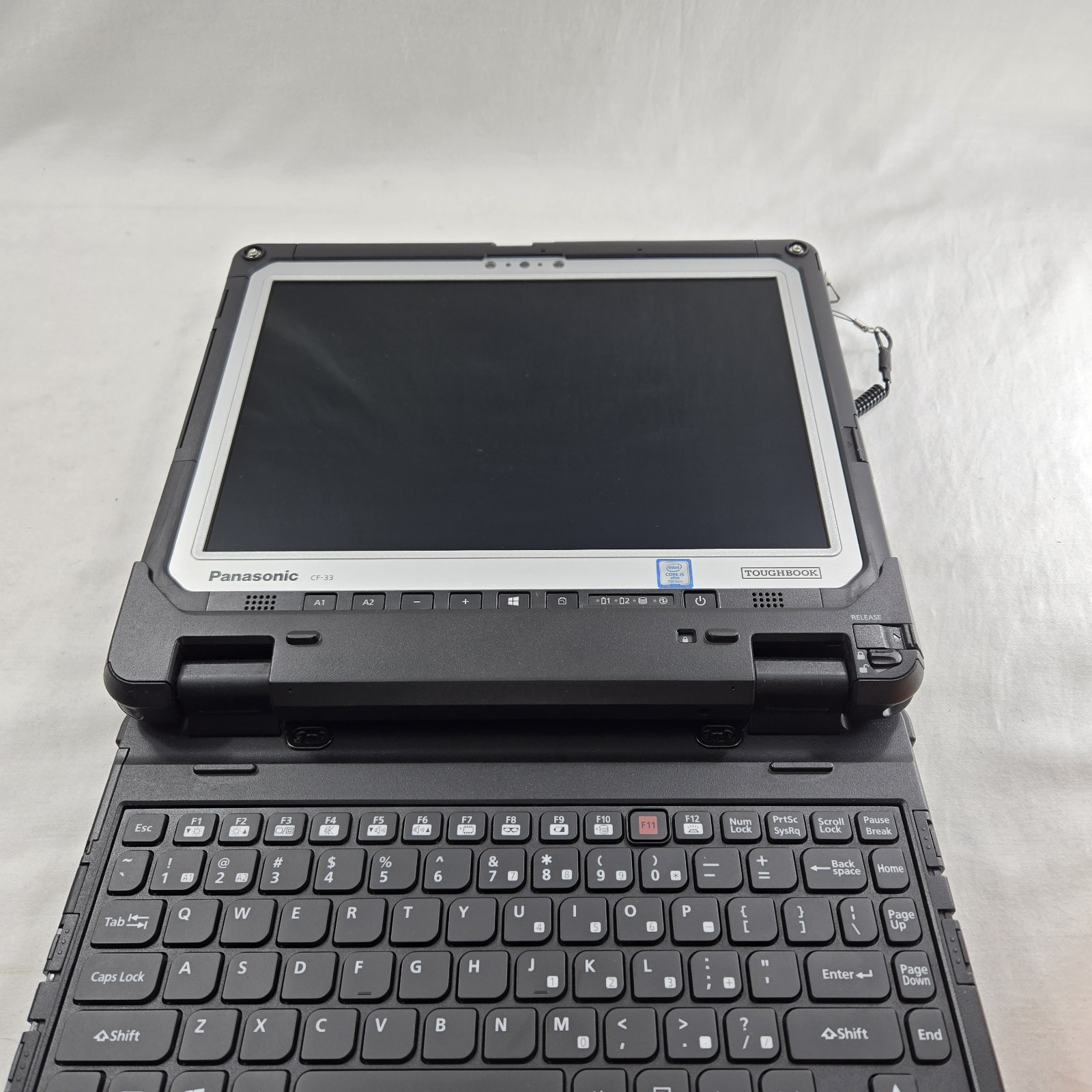 Panasonic Toughbook CF-33 i5-7300U 2.60GHz 256GB SSD 8GB Ram 4G – GPS – Grade B+
