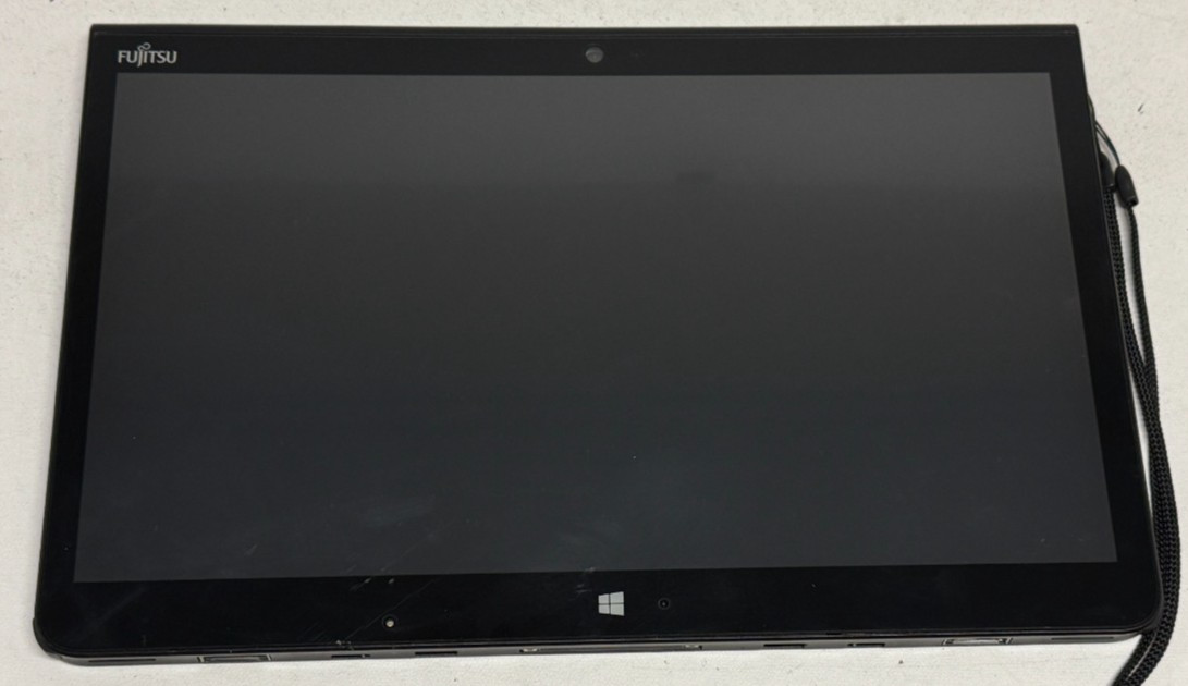 Fujitsu Stylistic Q775 13.3″ (i5-5300u – 4GB RAM – NO OS/HDD) – Lot of 6
