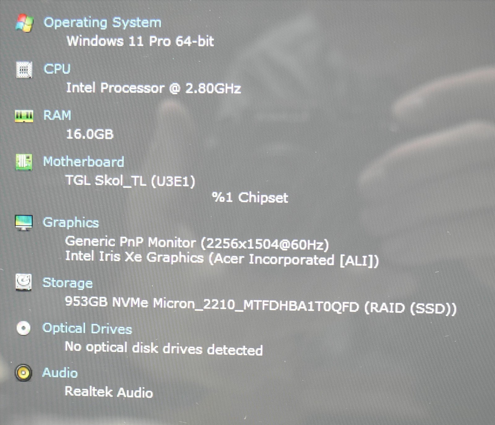 Acer Swift 3 SF313 13.5″ Intel Core i7-1165G7 2.8GHz 16GB RAM 1TB SSD Win 11 Pro