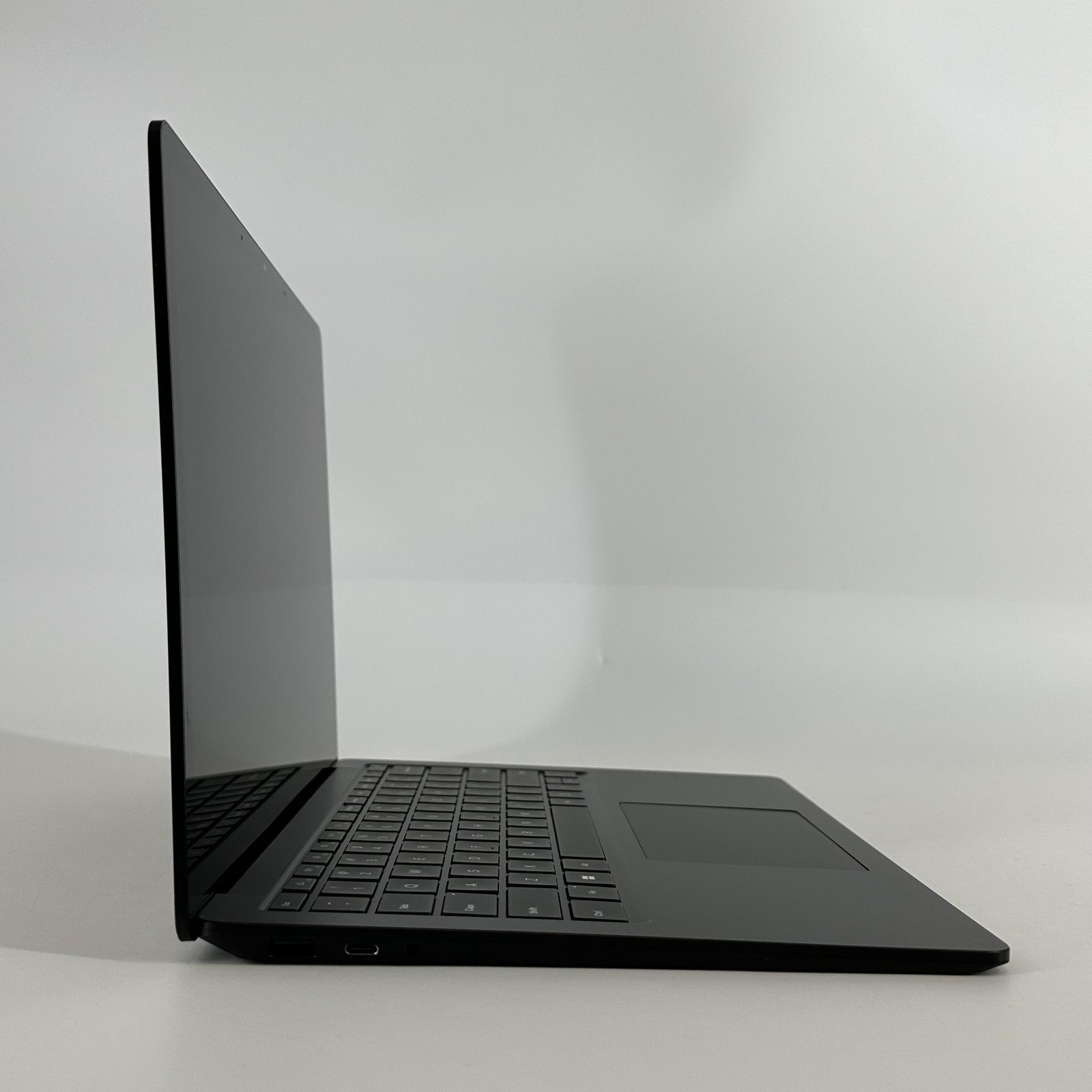 Microsoft Surface Laptop 5 13 2K TOUCH 2.7 GHz i7-1265U 16GB 512GB Bad Speakers