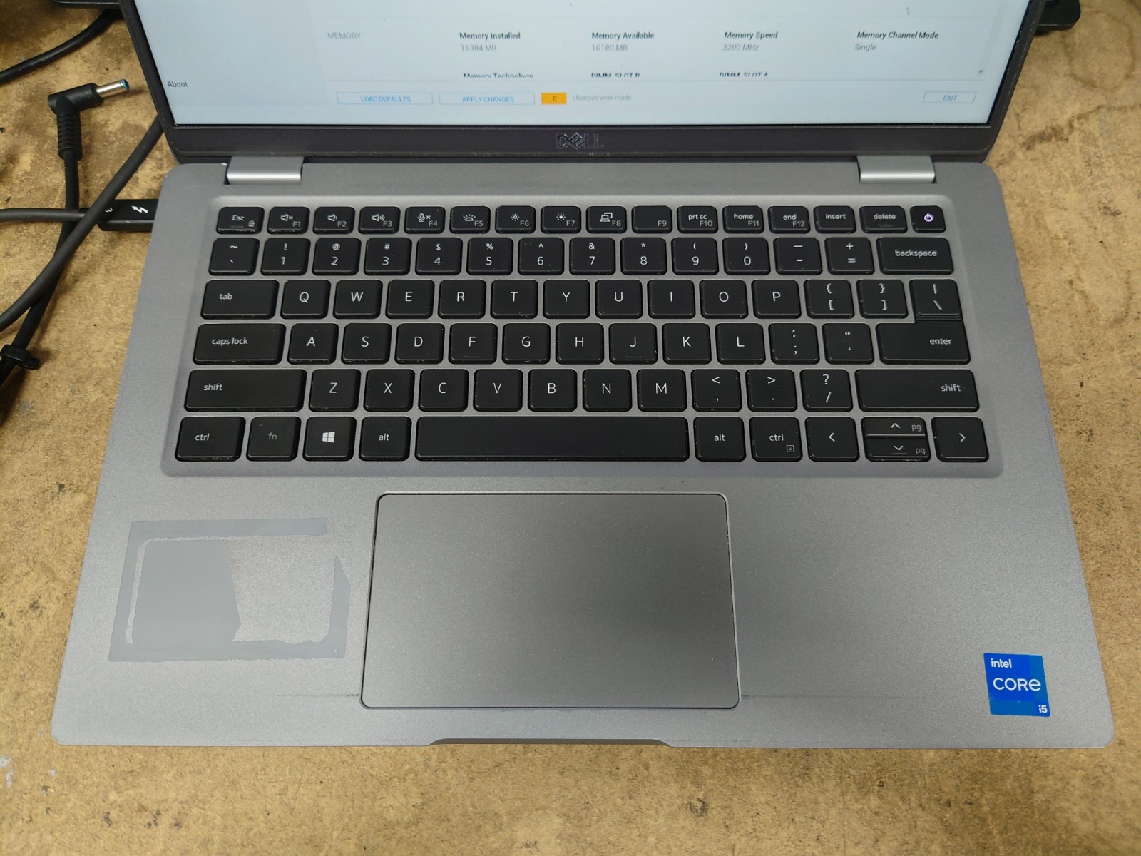 Dell Latitude 7420 14″ FHD i5-1145G7 16GB RAM No OS/SSD