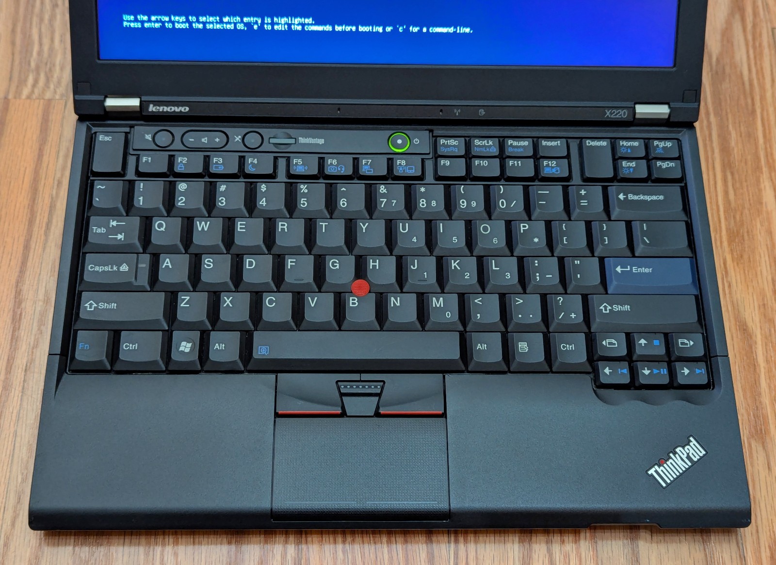 Libreboot Lenovo Thinkpad X220 Intel i7-2640M 16GB RAM 500GB SSD 9 Cell Battery