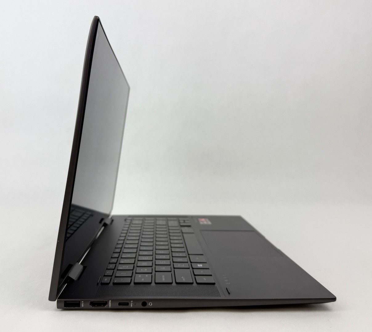 HP Envy x360 15m-eu0023dx 15.6″ FHD Touch Ryzen 7 5700U 8GB 512GB SSD W11H 2in1
