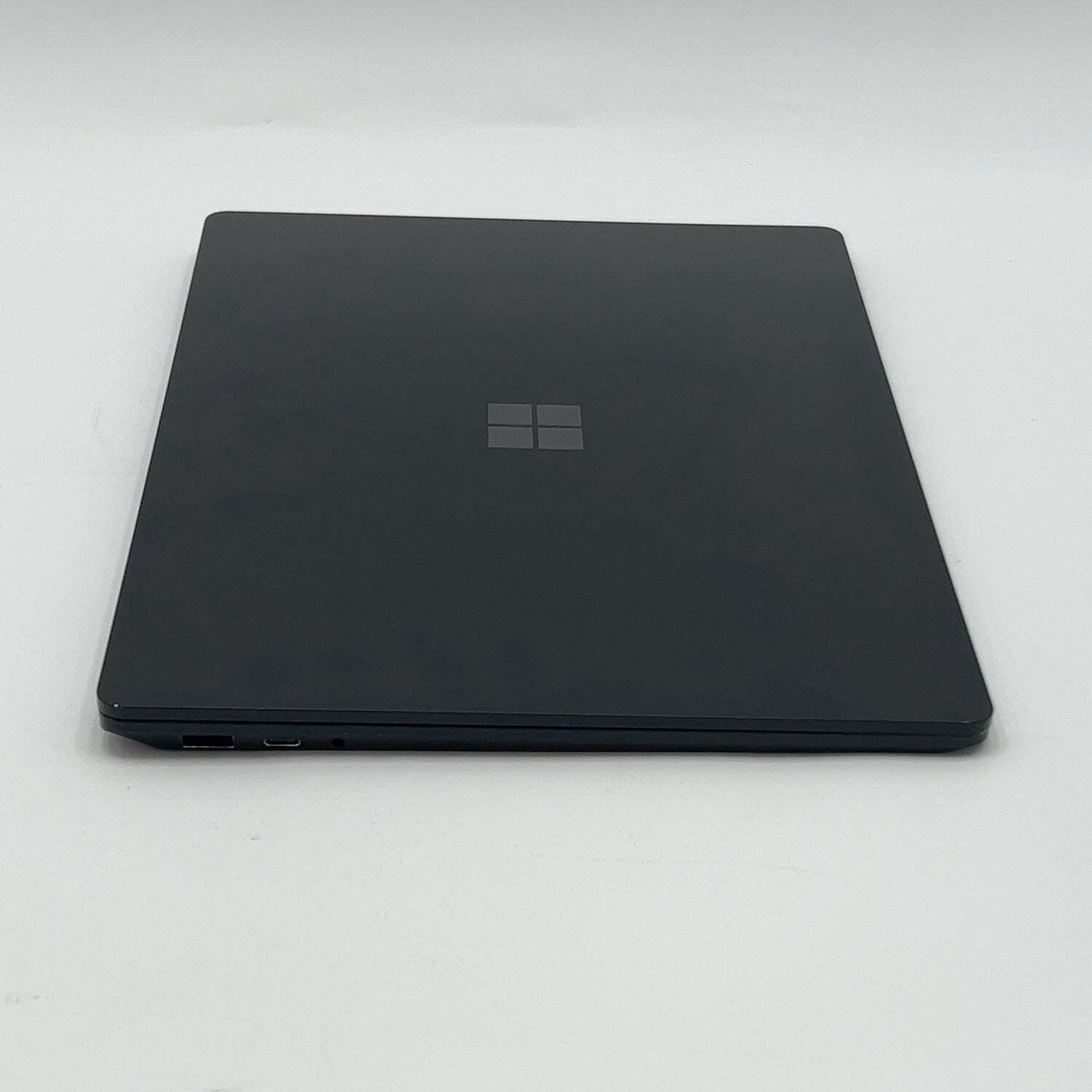 Microsoft Surface Pro 5 1951 12.3″ i7-1265U 2.7GHz 16GB RAM 512GB SSD