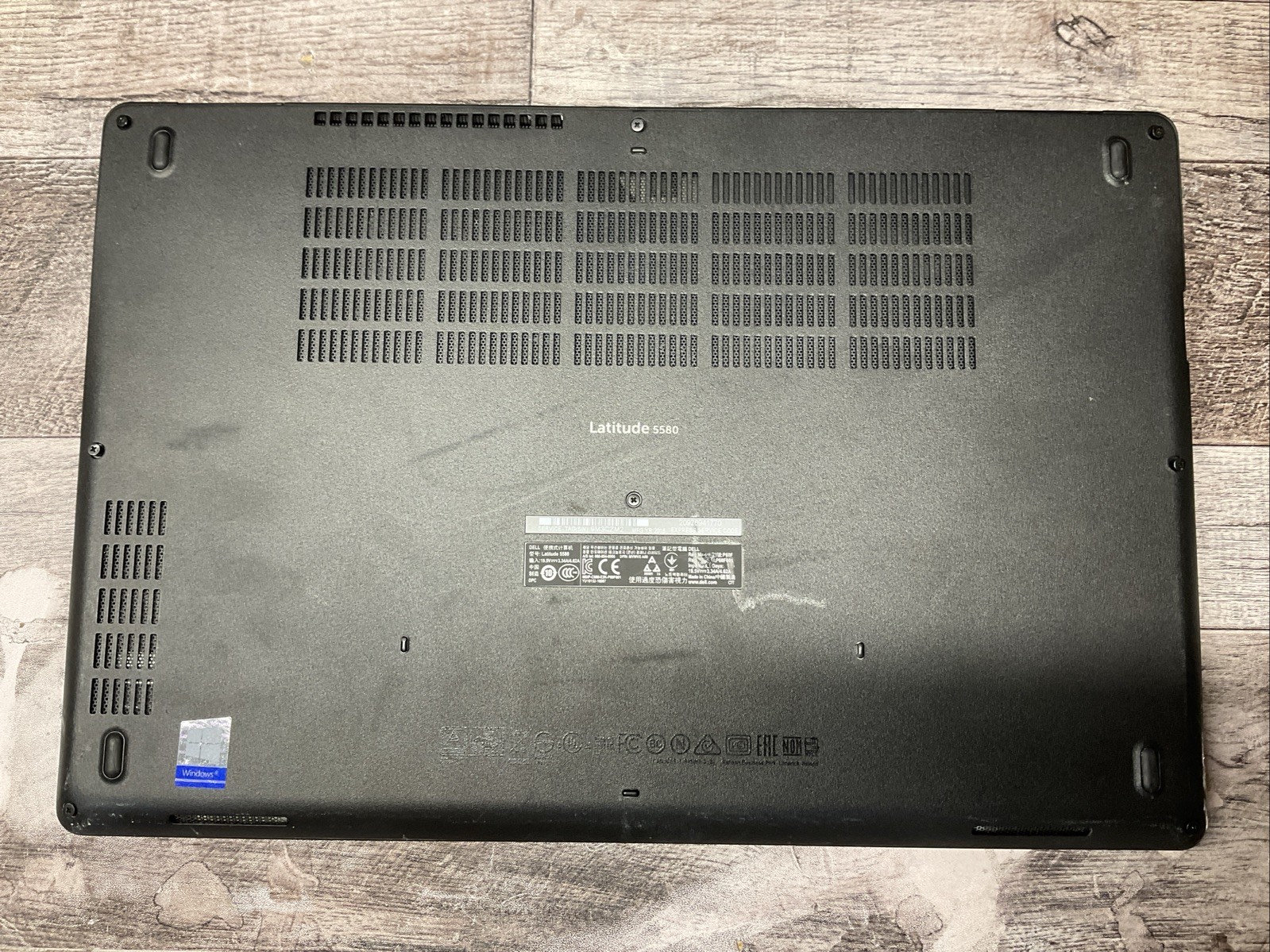 Dell Latitude 5580 / Intel Core i5 6th Gen / Parts Repair/ B6N