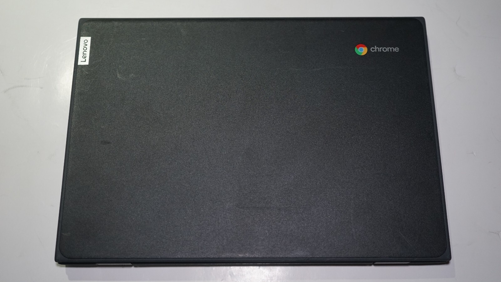 Lenovo 100e Chromebook 81QB0000US 11.6″ HD/Intel MT8173C/4GB Ram/32GB eMMC
