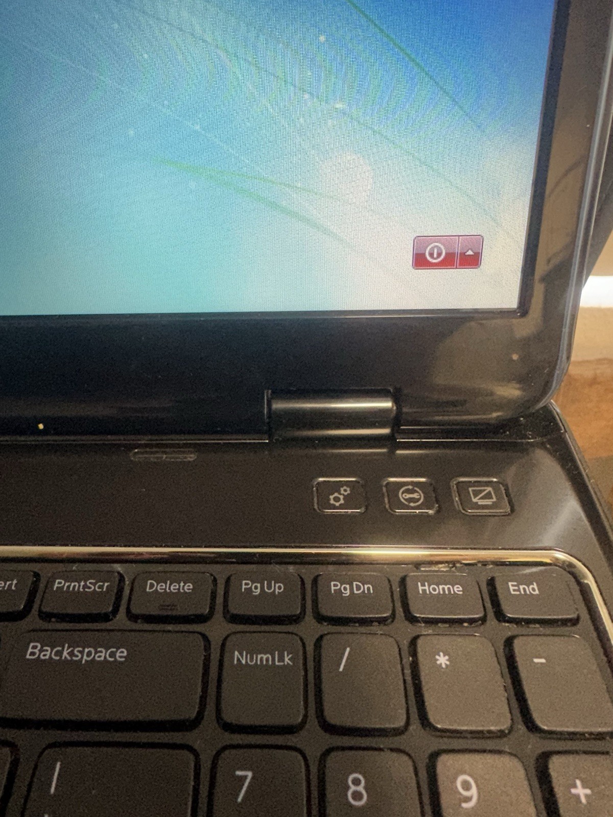 Dell Inspiron N5110 15.6” / Intel Core i5 / Locked