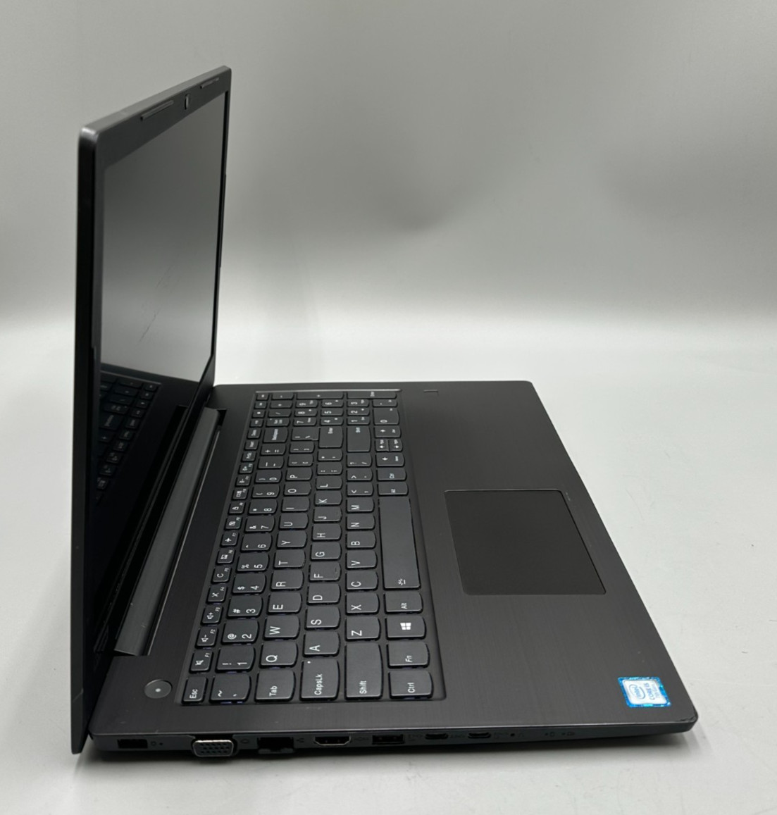 LENOVO V330-15IKB 15.6″i5-7200U 2.5GHz 256GB SSD 8GB DDR4 Gray Laptop Fair/READ