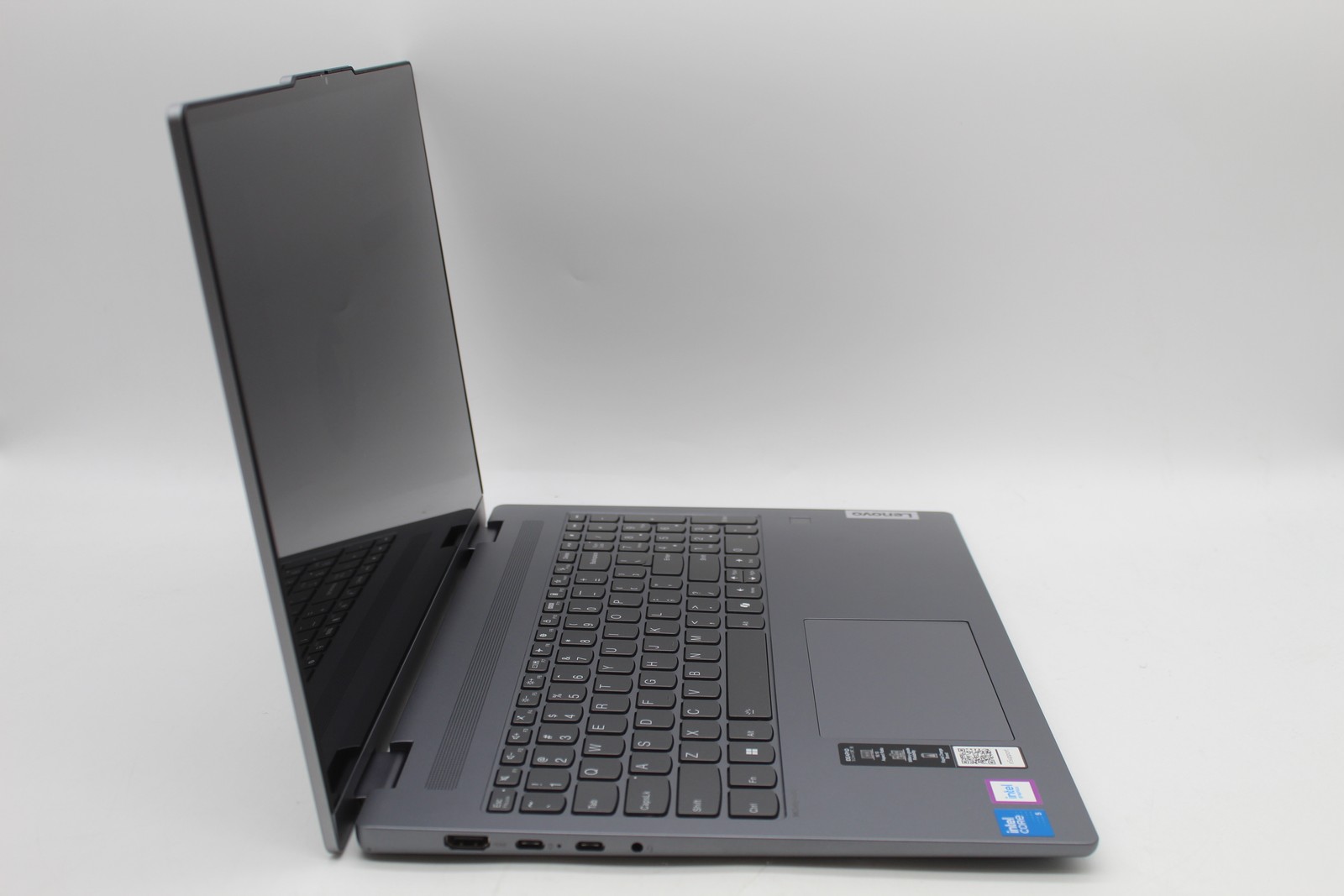 Lenovo IdeaPad 5 16″ Touch Intel Core 5 120U 1.4GHz 16GB 512GB SSD PC1744612