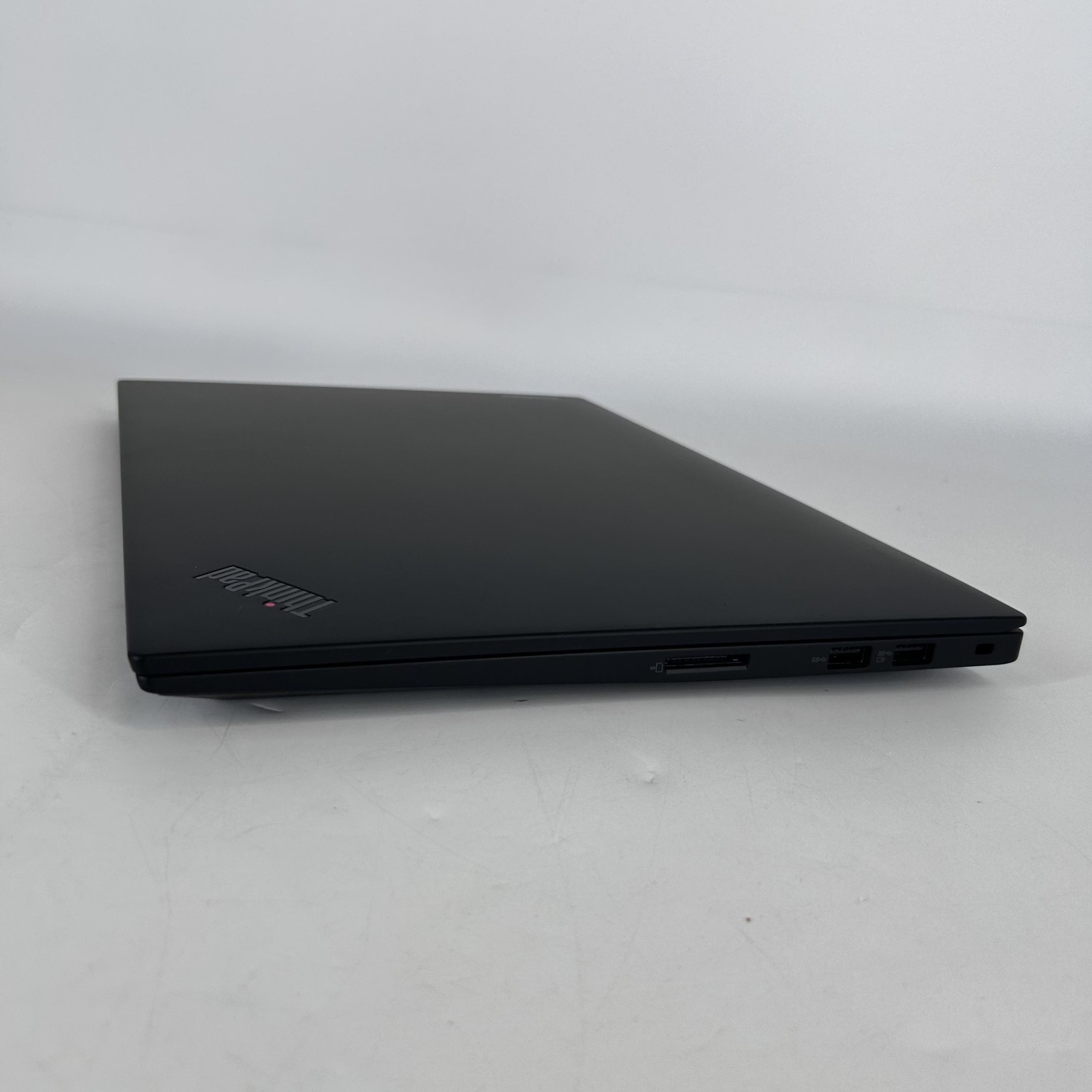 Lenovo ThinkPad P1 Gen 4 16 QHD+ i7-11800H 2.30GHz 16GB 512GB SSD RTX A2000