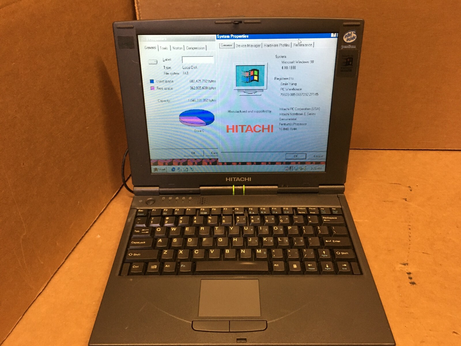 Hitachi Notebook Pentium I E133DN/1000 Dos windows 98 Laptop 16MB RAM 1GB HDD
