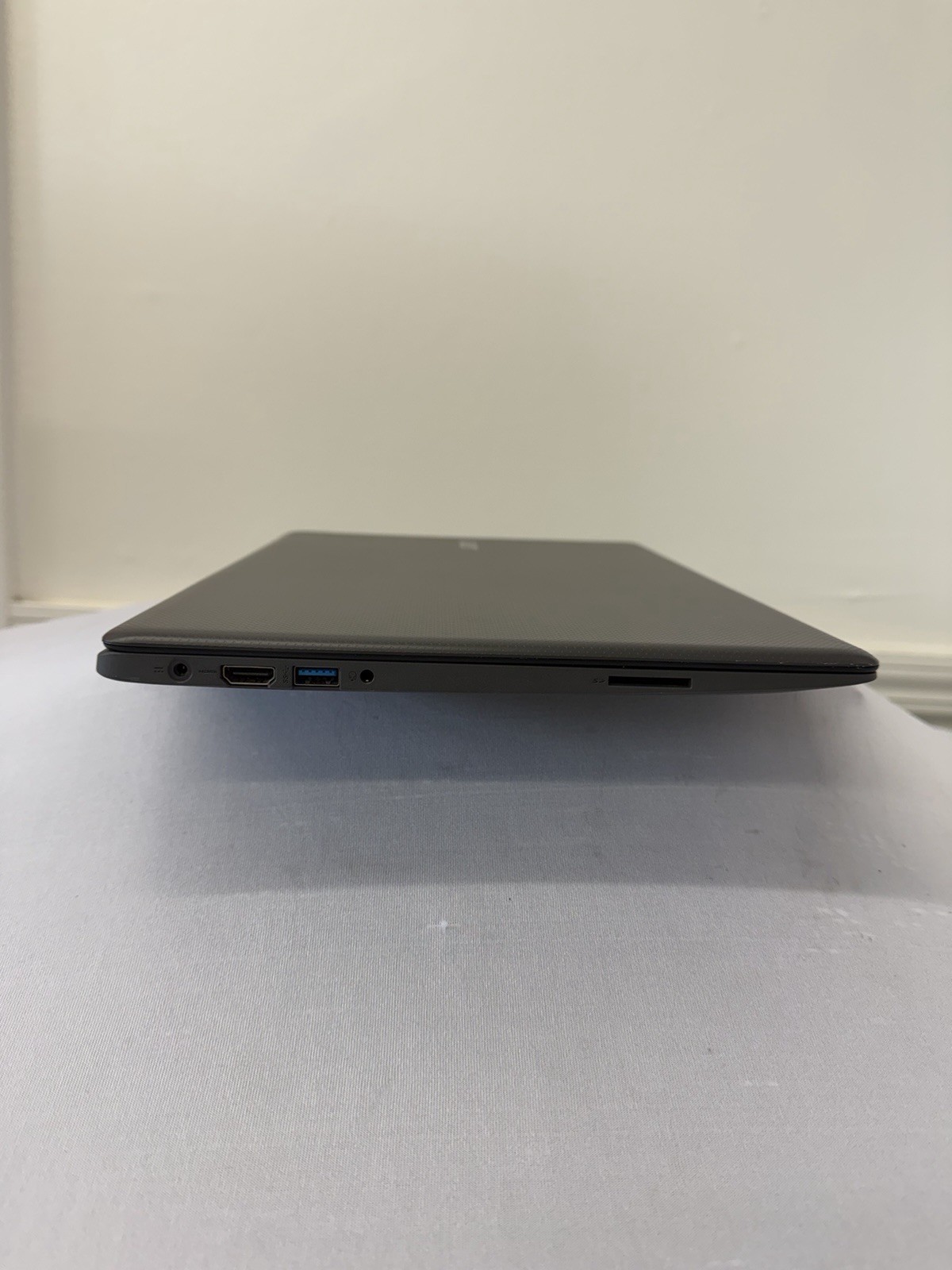 HP Pavillion 15-ab223cl Laptop – Good Screen – Intel i5-5200U – Read Des