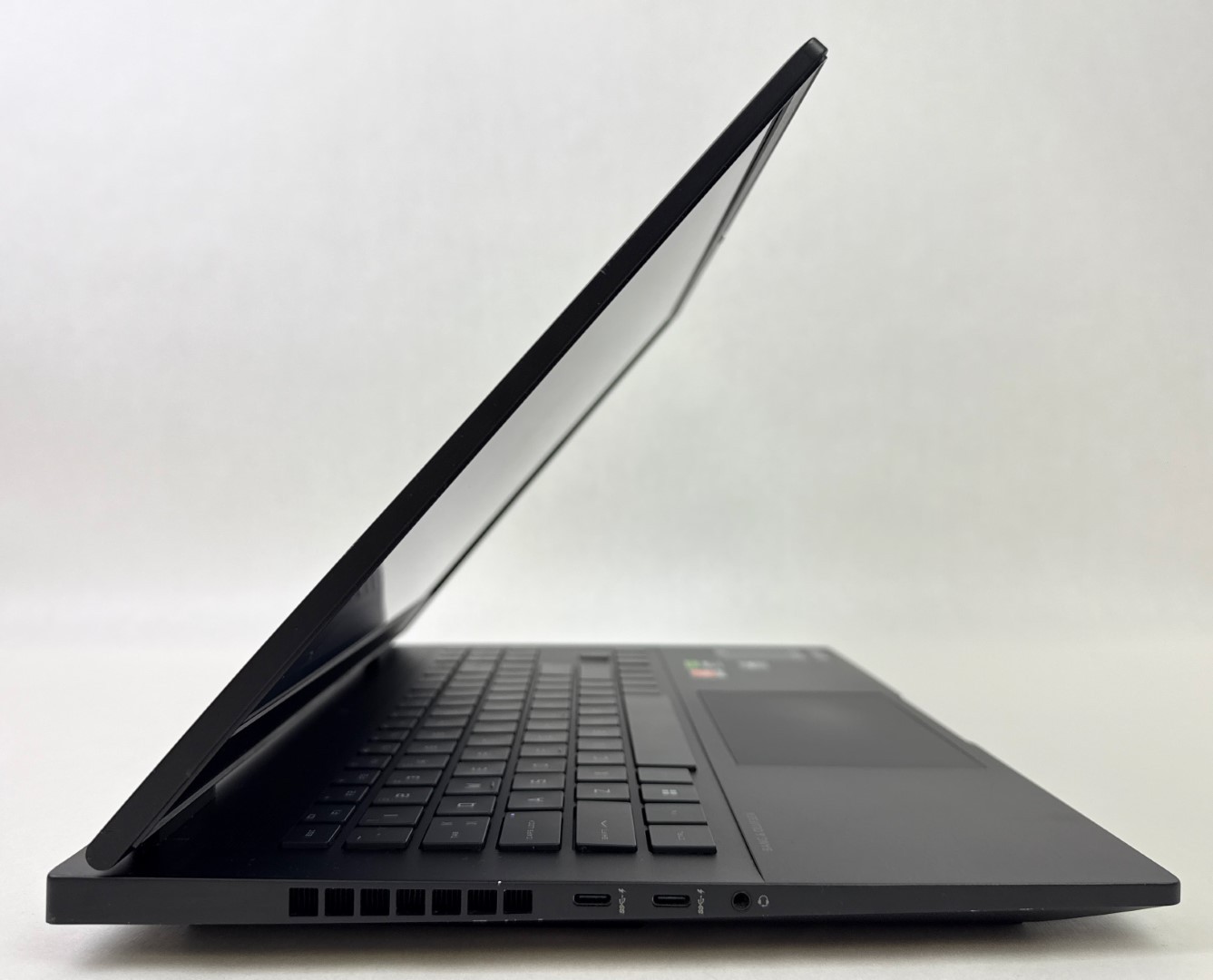 HP Omen 16-xf0033dx 16″ FHD Ryzen 9 7940HS 16GB 512GB RTX 4070 W11 Gaming Laptop