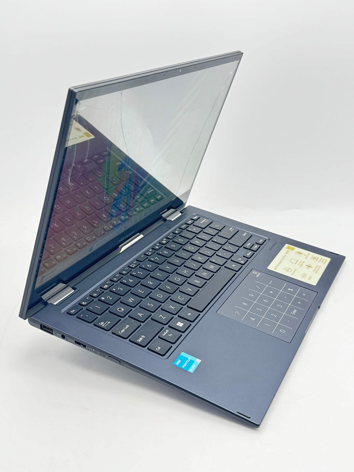 Asus VivoBook Go 14 Intel Pentium 8GB 128GB Damaged Screen For Parts