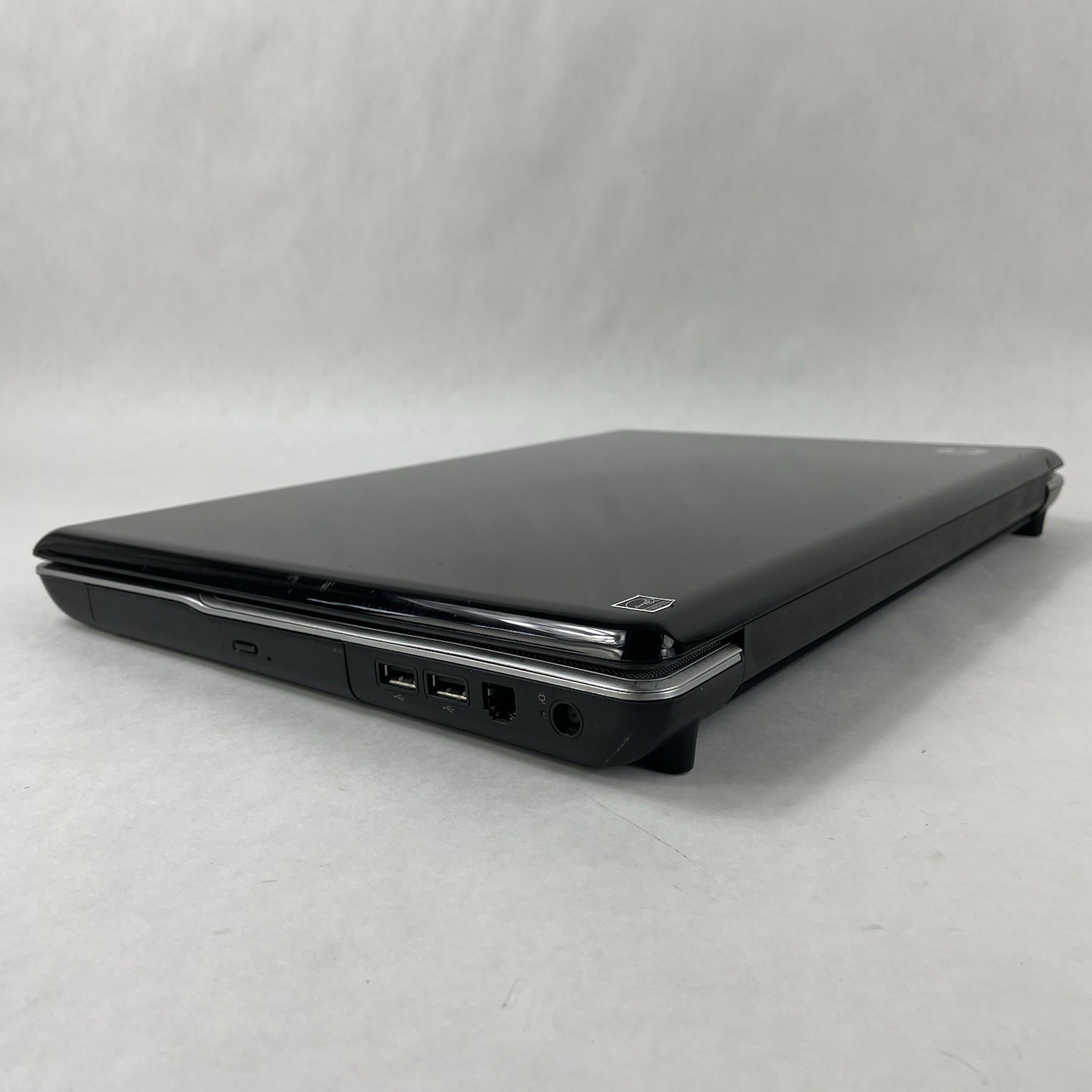 HP G71 NoteBook 16.9″ Core 2 Duo t6600 2.20 GHz 4 GB RAM No SSD/OS/AC/Battery