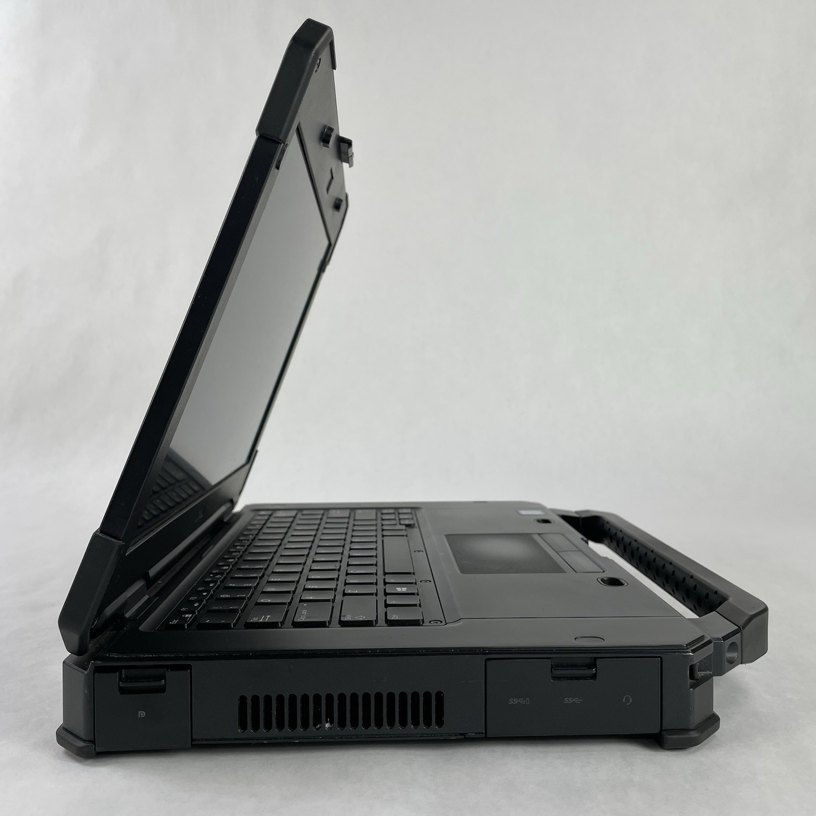 Dell Latitude 5424 14″ i7-8650U 1.90 GHz 16 GB RAM No SSD No OS No Batt READ