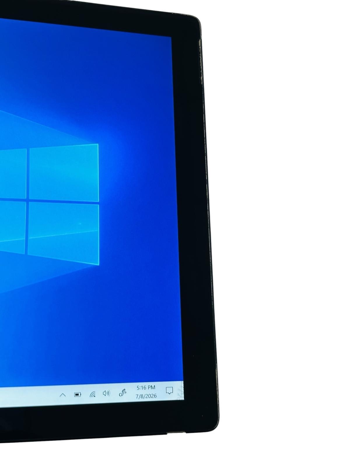 Microsoft Surface Pro 6 – 12.3″ – i5-8250U – 8GB RAM – 256GB SSD – READ