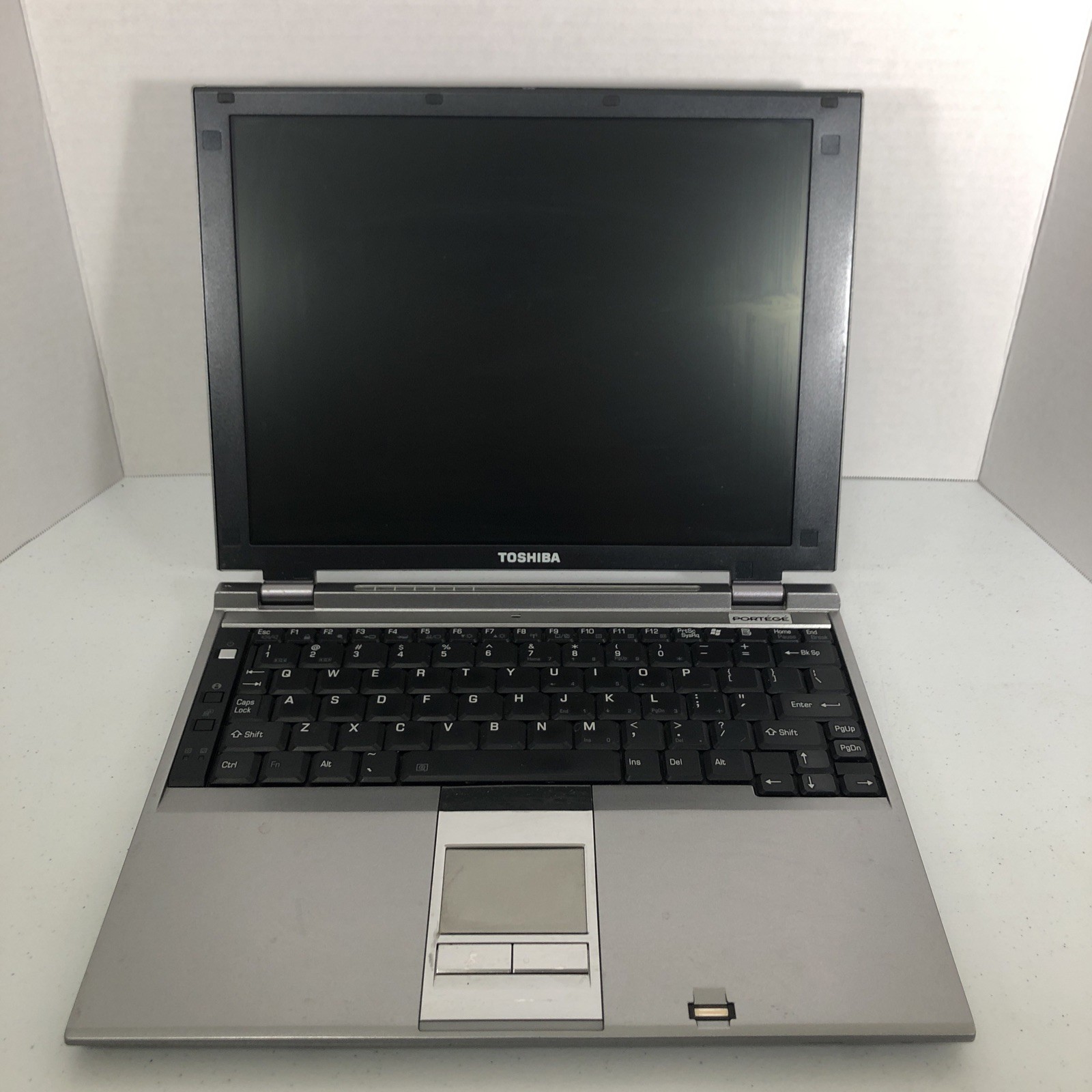 Toshiba Portege R200-S234 Laptop *BAD SCREEN