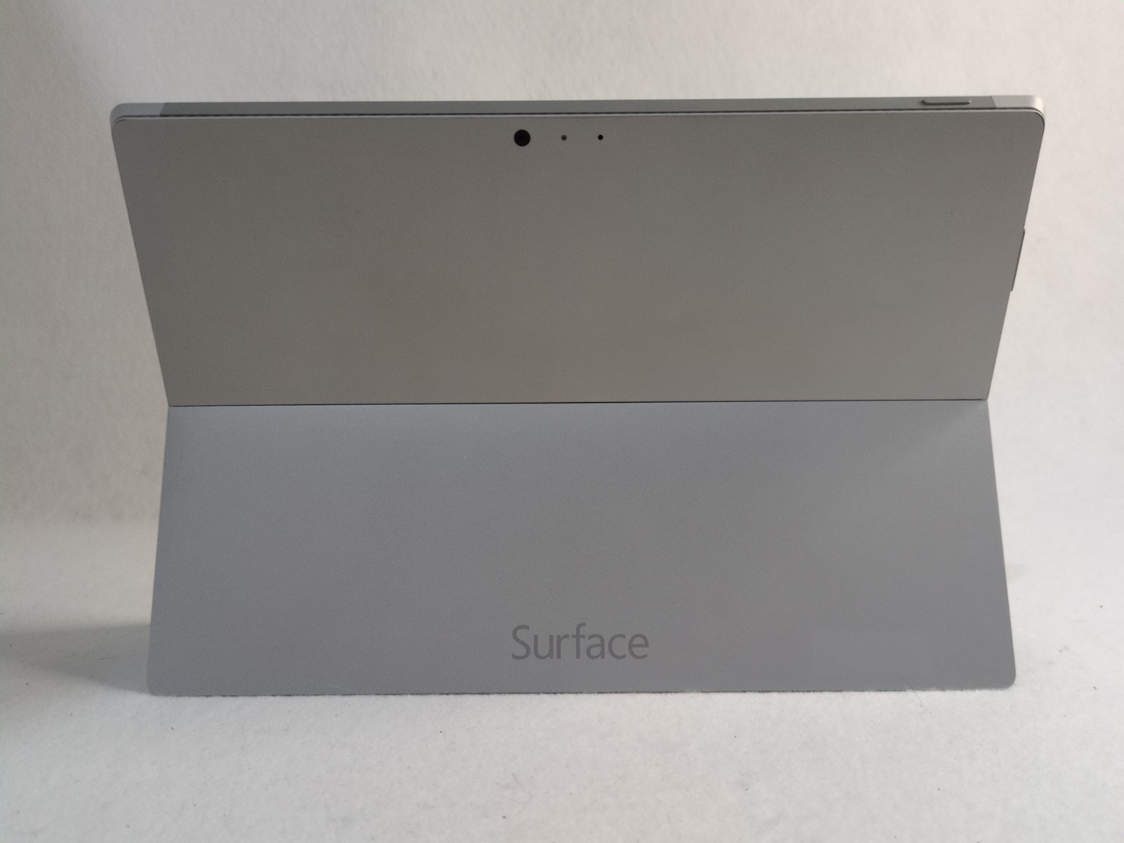 Microsoft Surface Pro 3 Model 1631 | 12″ | 256GB SSD | 8GB RAM | Windows 11