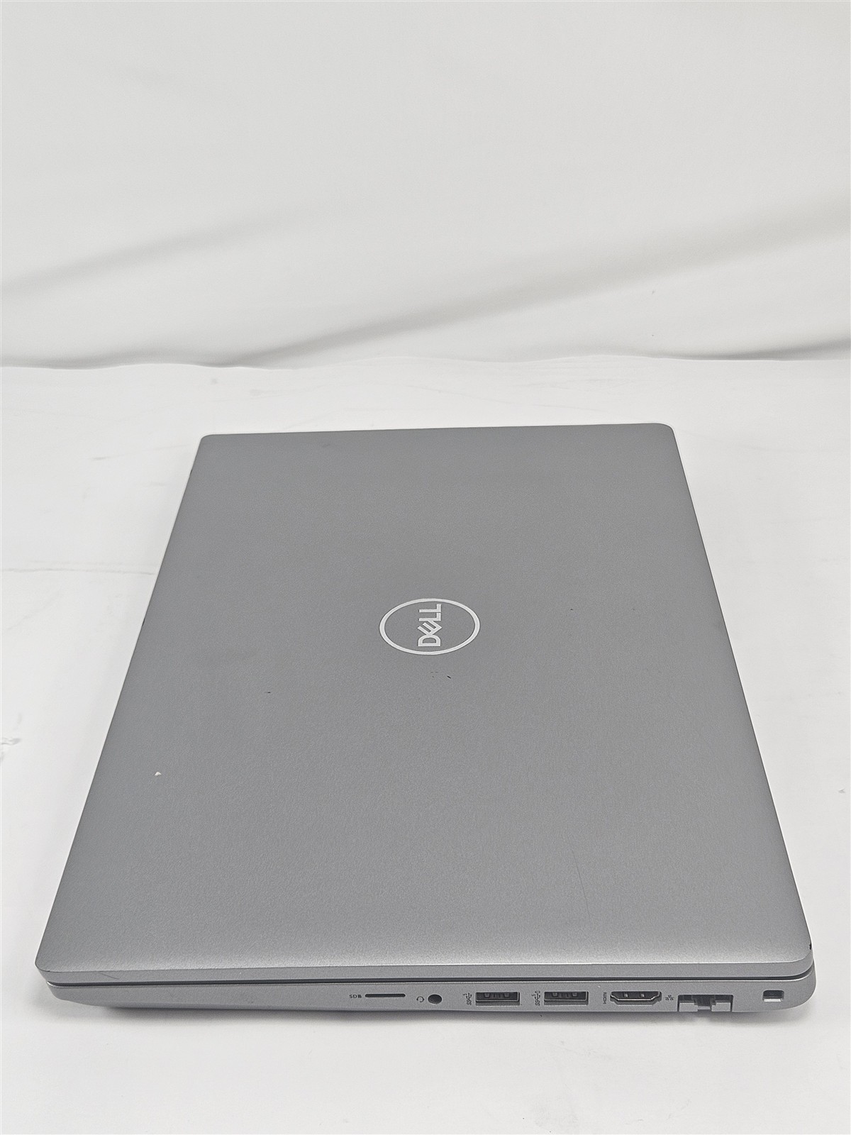 Dell Precision 3571 P104F 16GB 256GB SSD i5-12600H 15.6″ Workstation