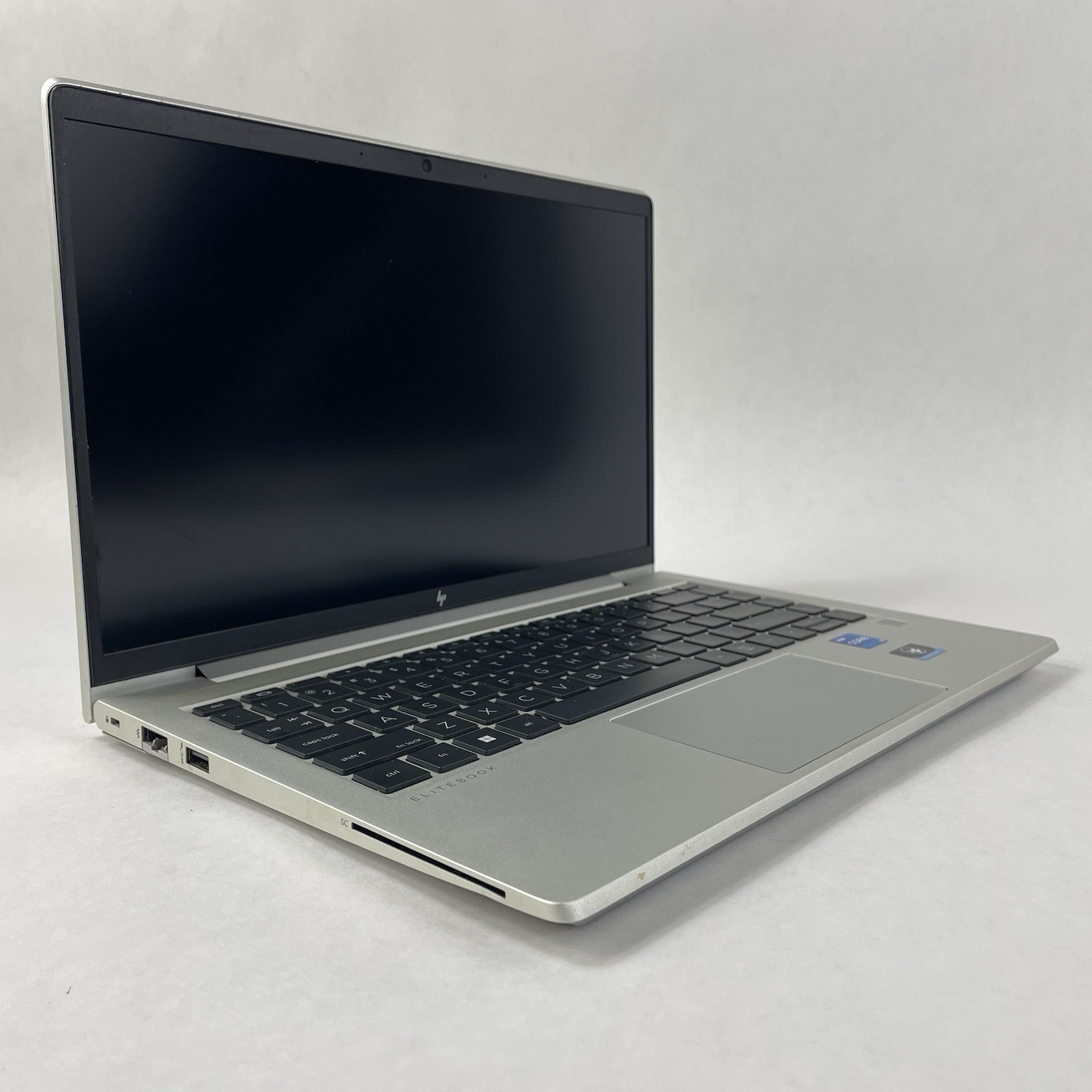 HP EliteBook 640 G9 14″ i5-1235U 3.96 GHz 16 GB RAM No SSD/OS/AC