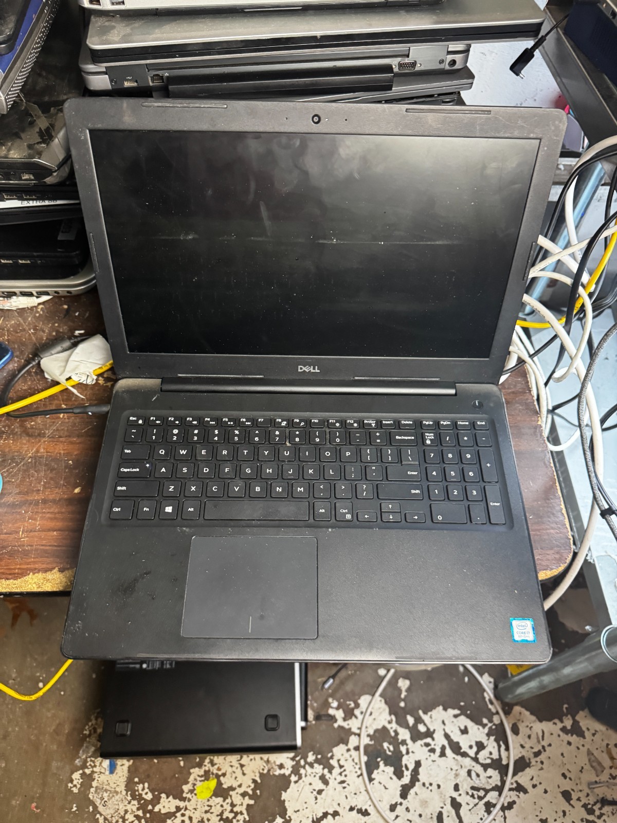 Dell Latitude 3590 Core I7 8th Gen Laptop For Parts/Repair #3032