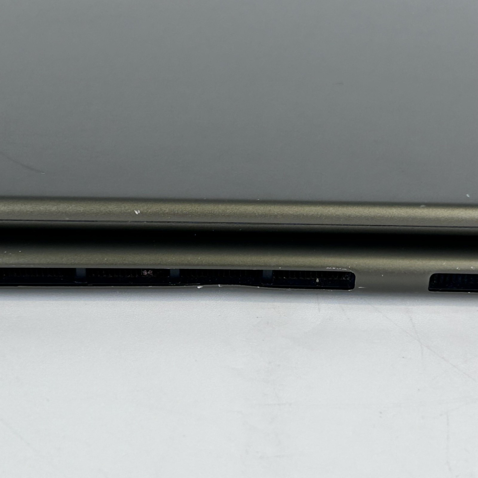 Lenovo Yoga 7i 15.6 Green FHD TOUCH i7-1165G7 2.80GHz 12GB 512GB SSD Good