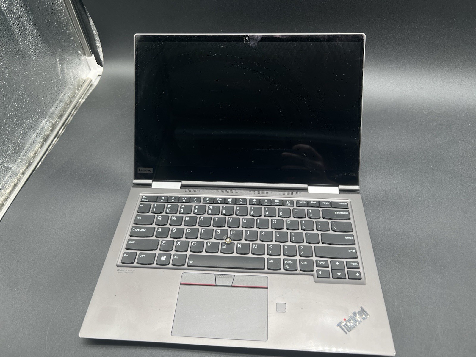 *READ* Lenovo ThinkPad X1 Yoga Gen 4 | 1.60GHz i5-8365U | 16GB LPDDR3 | NO OS