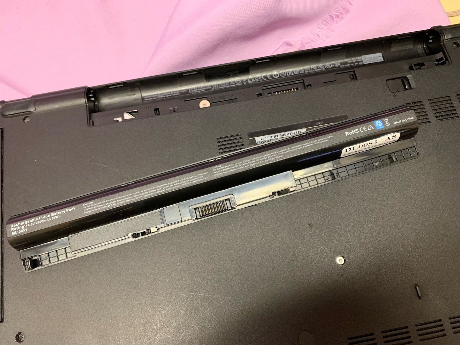 Dell Inspiron 15 P47F 15.6″ Laptop. Read Description