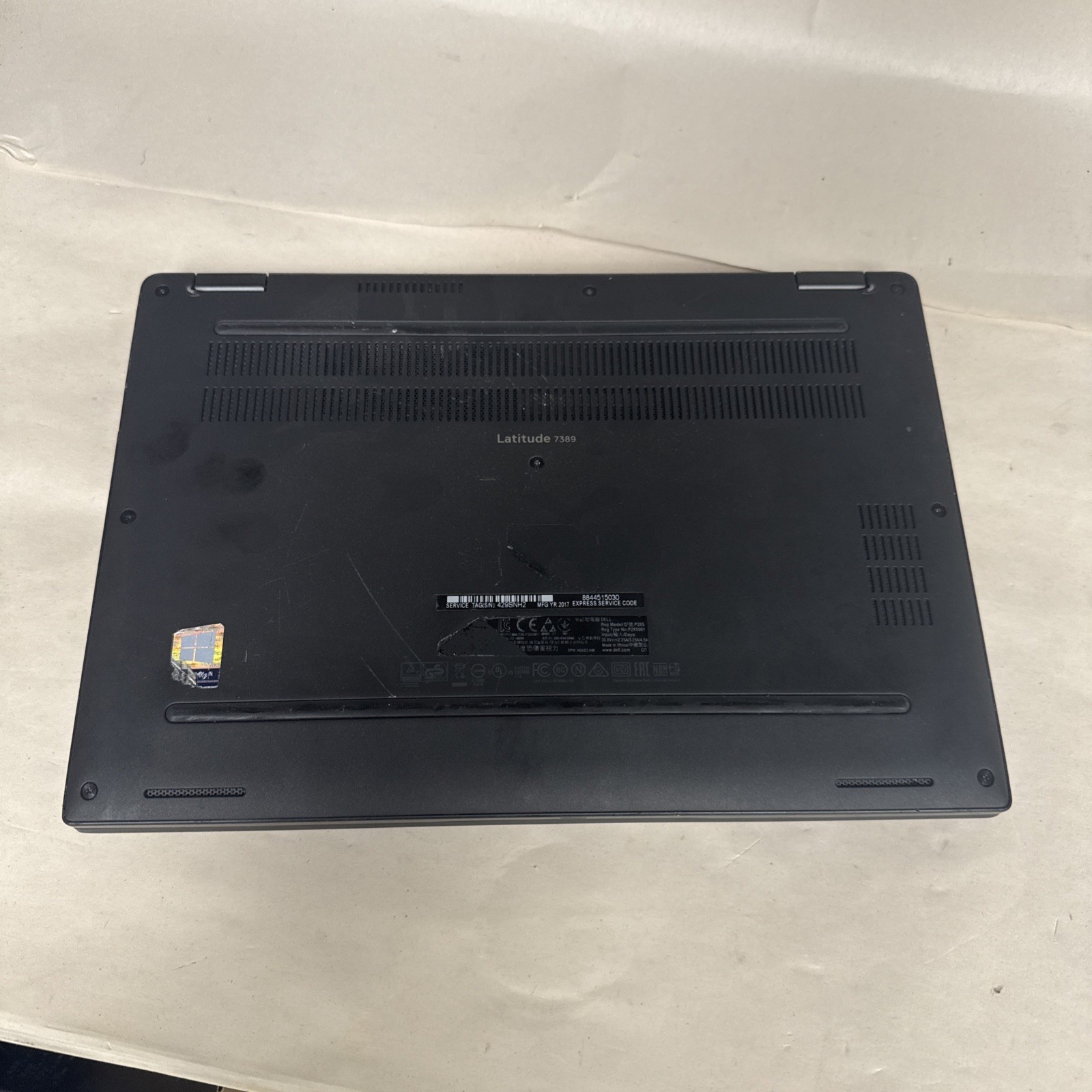 Dell Latitude 7389 13.3” (512GB SSD Intel Core i7-7600U 2.8GHz 16GB RAM) 2-In-1