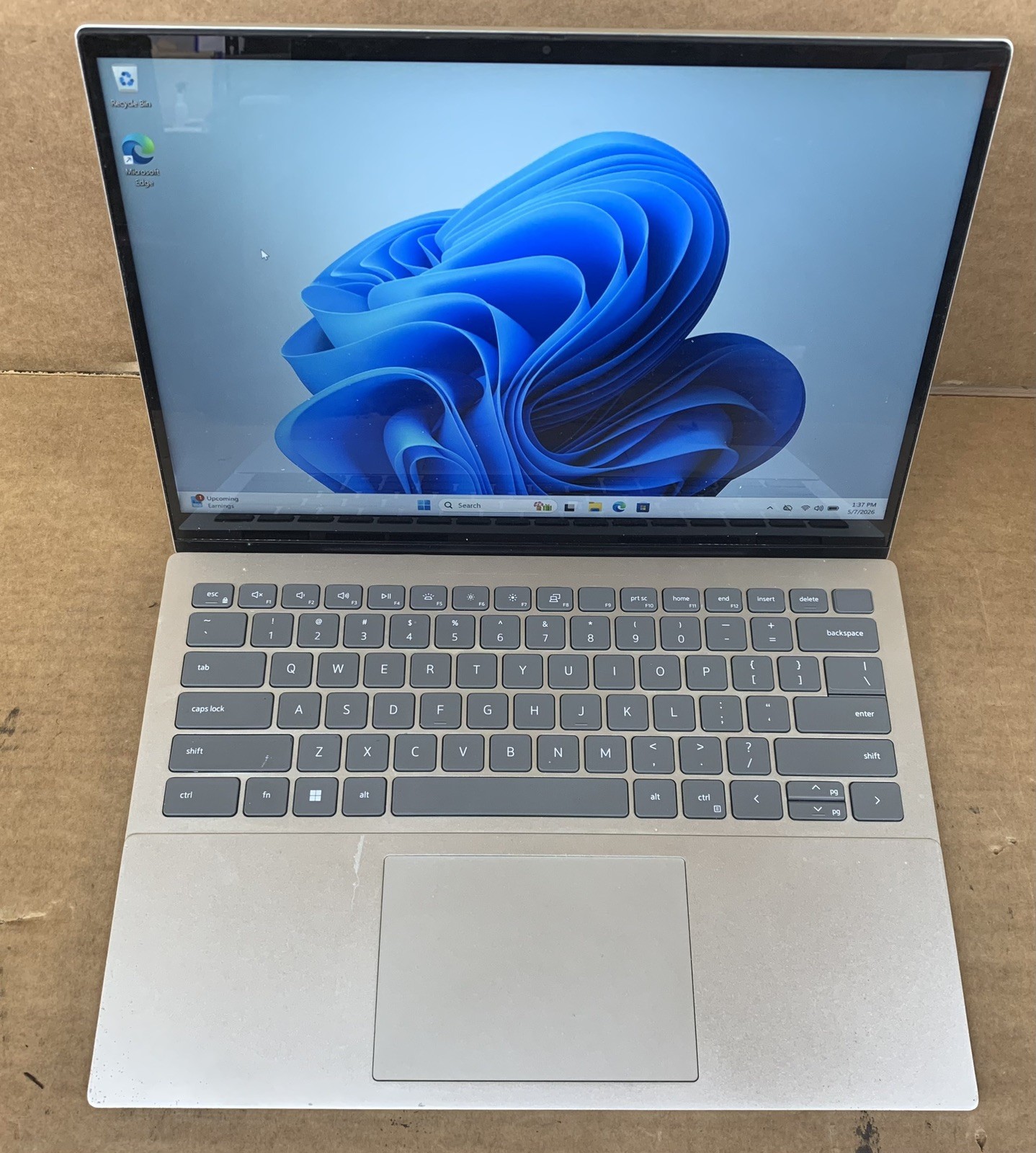 Dell Inspiron 5425 14″ AMD Ryzen 7 5825U@2.0GHz 8GB RAM 256GB SSD WIN 11P *READ*