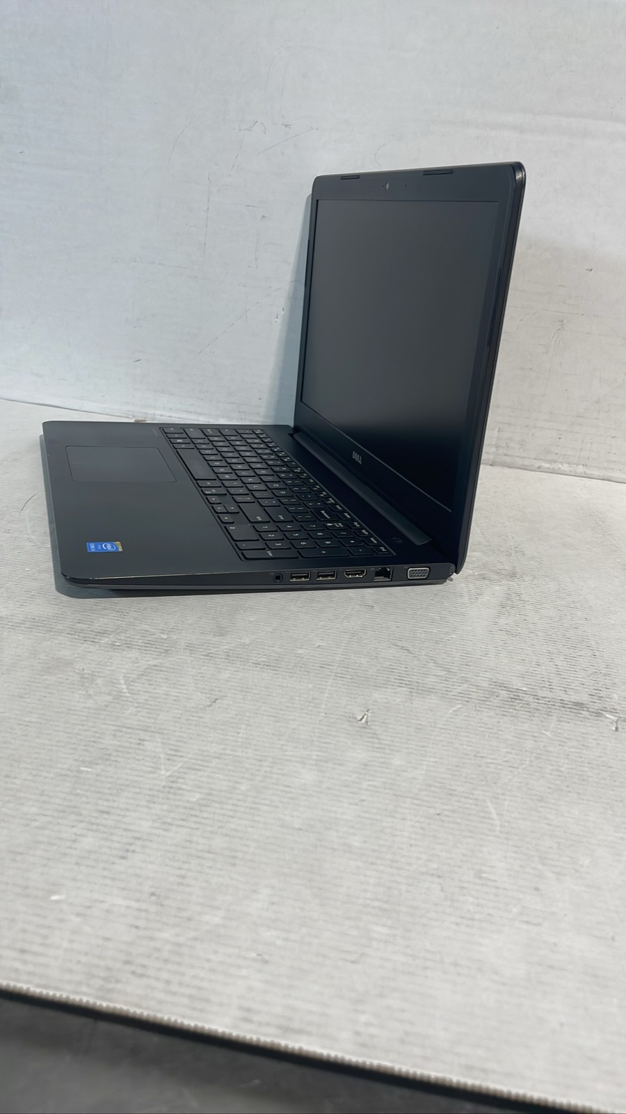 Dell Latitude 3550 15.6″ Laptop Intel Core i5 Processor Gray