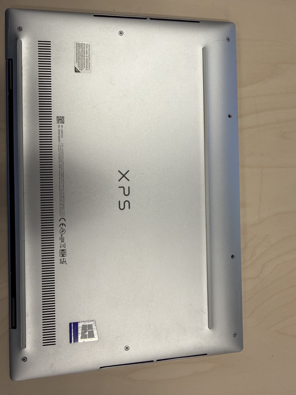 Dell XPS 13 9310 13.4″ Touch FHD+ i5-1135G7 16GB RAM 256GB SSD Win 10 Silver