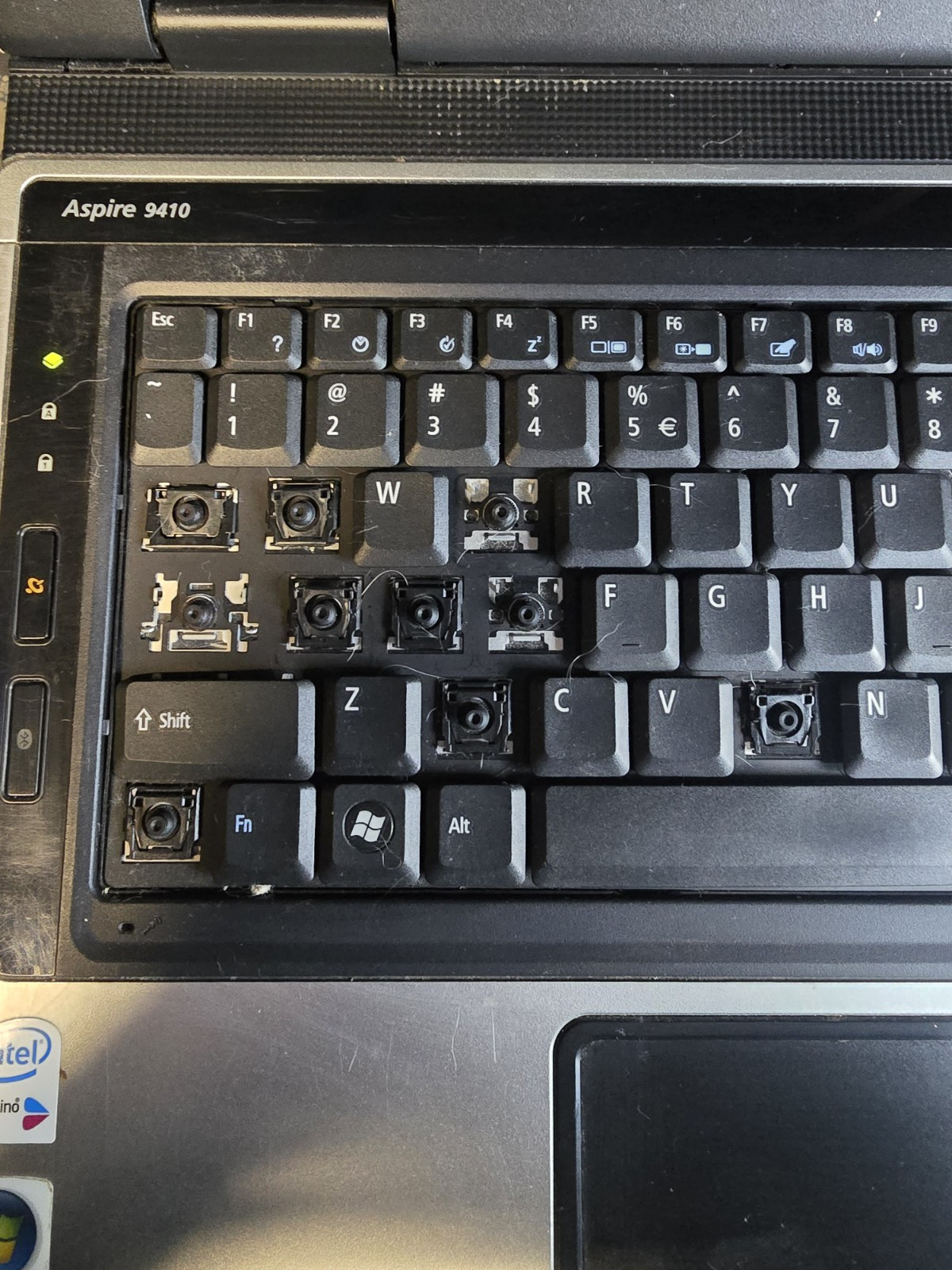 FOR PARTS 17″ Acer Aspire 9410 With Charger